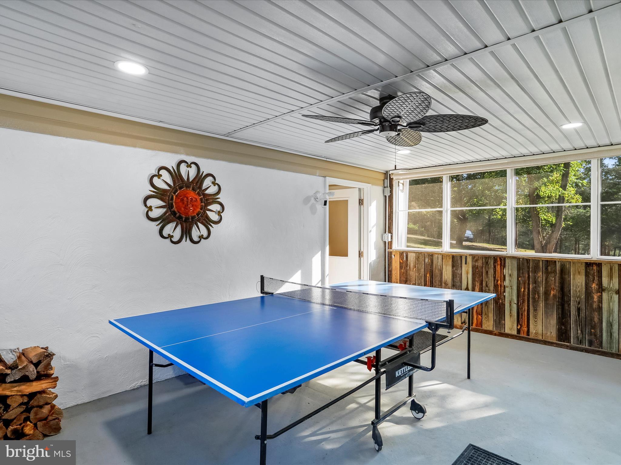 WALNUT RIDGE - Residential