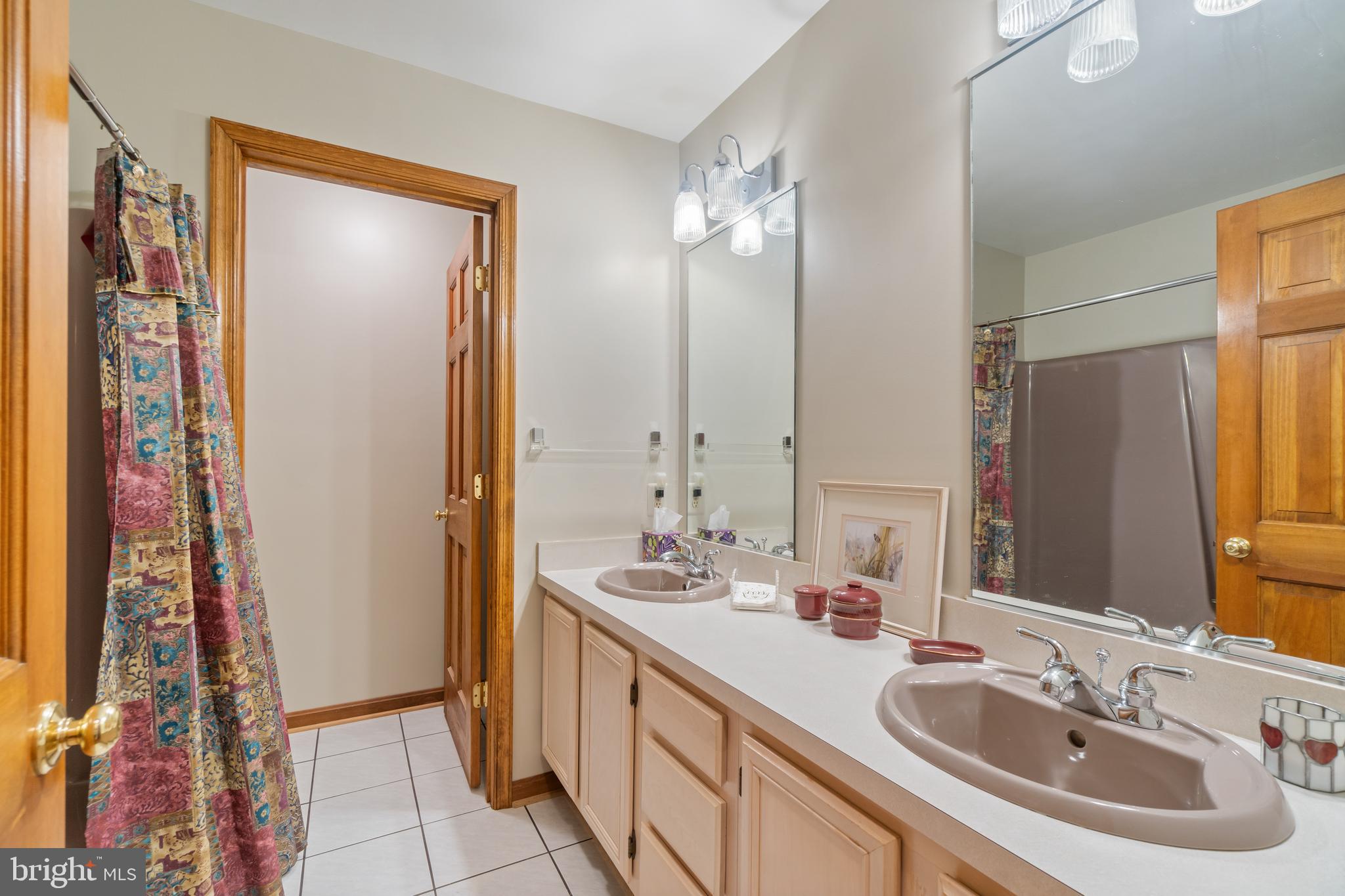 KENDALL RIDGE - Residential