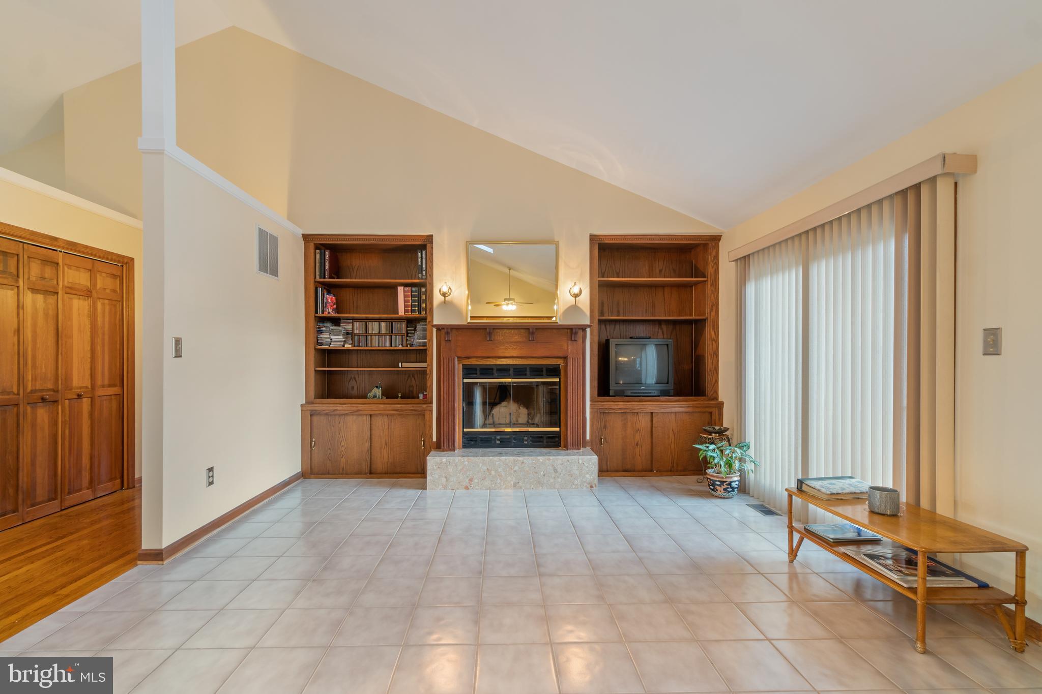 KENDALL RIDGE - Residential