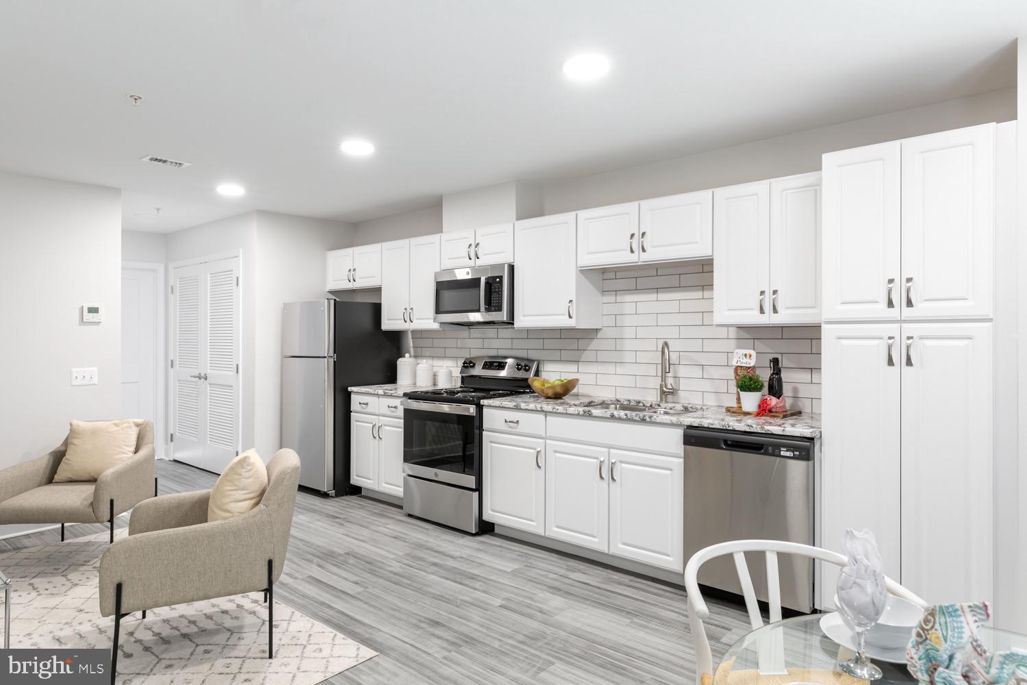 MONTGOMERY VILLAGE - Residential