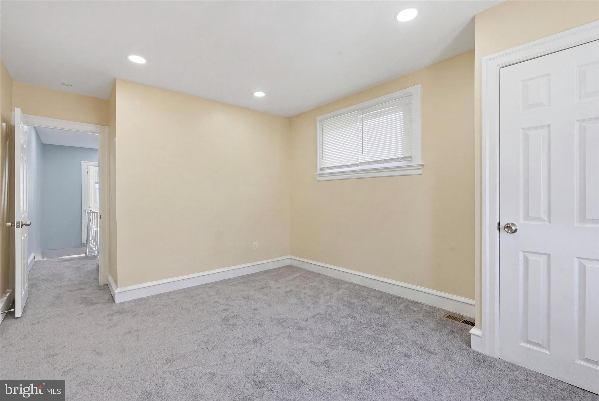 OLNEY - Residential