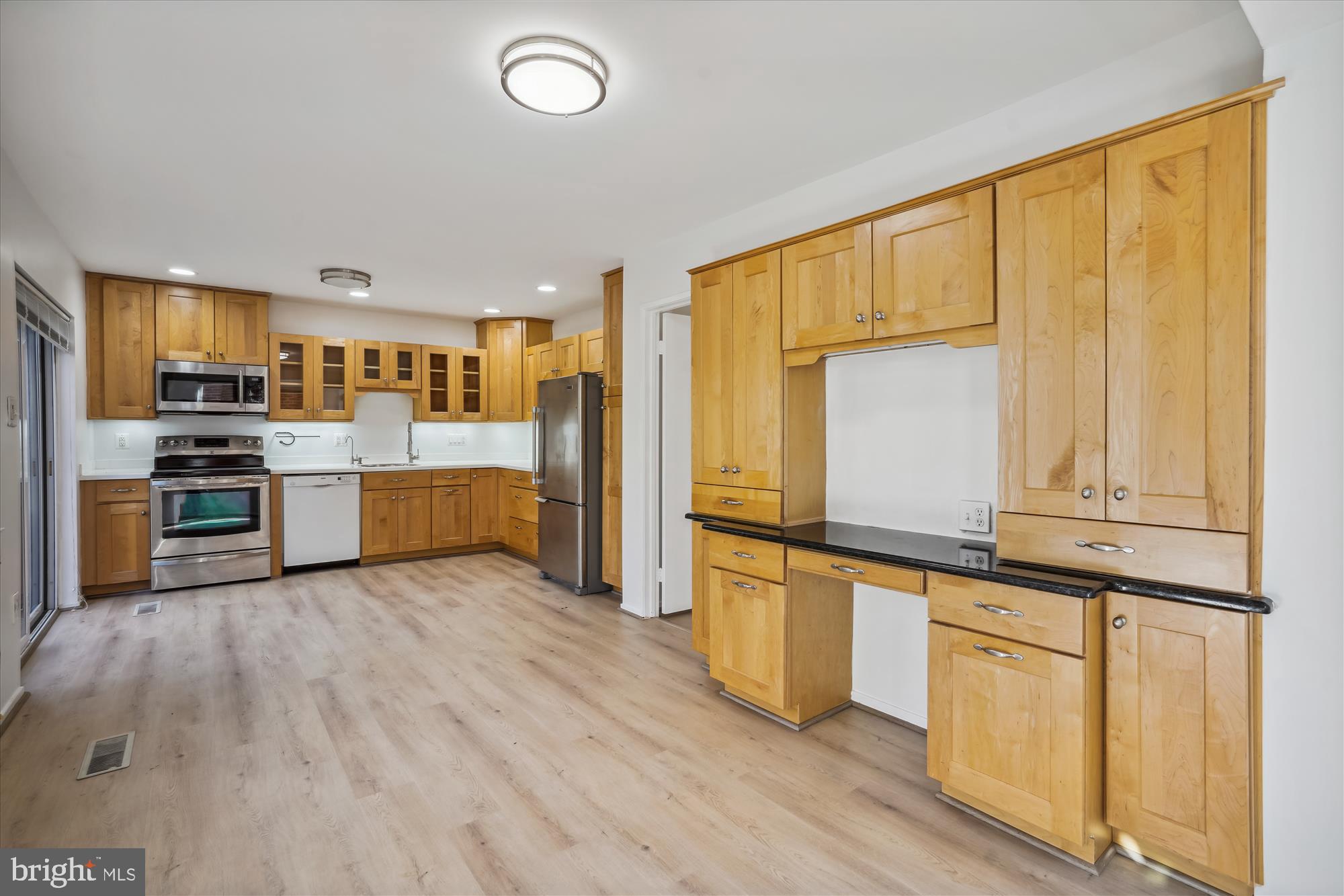 RESTON - Residential Lease