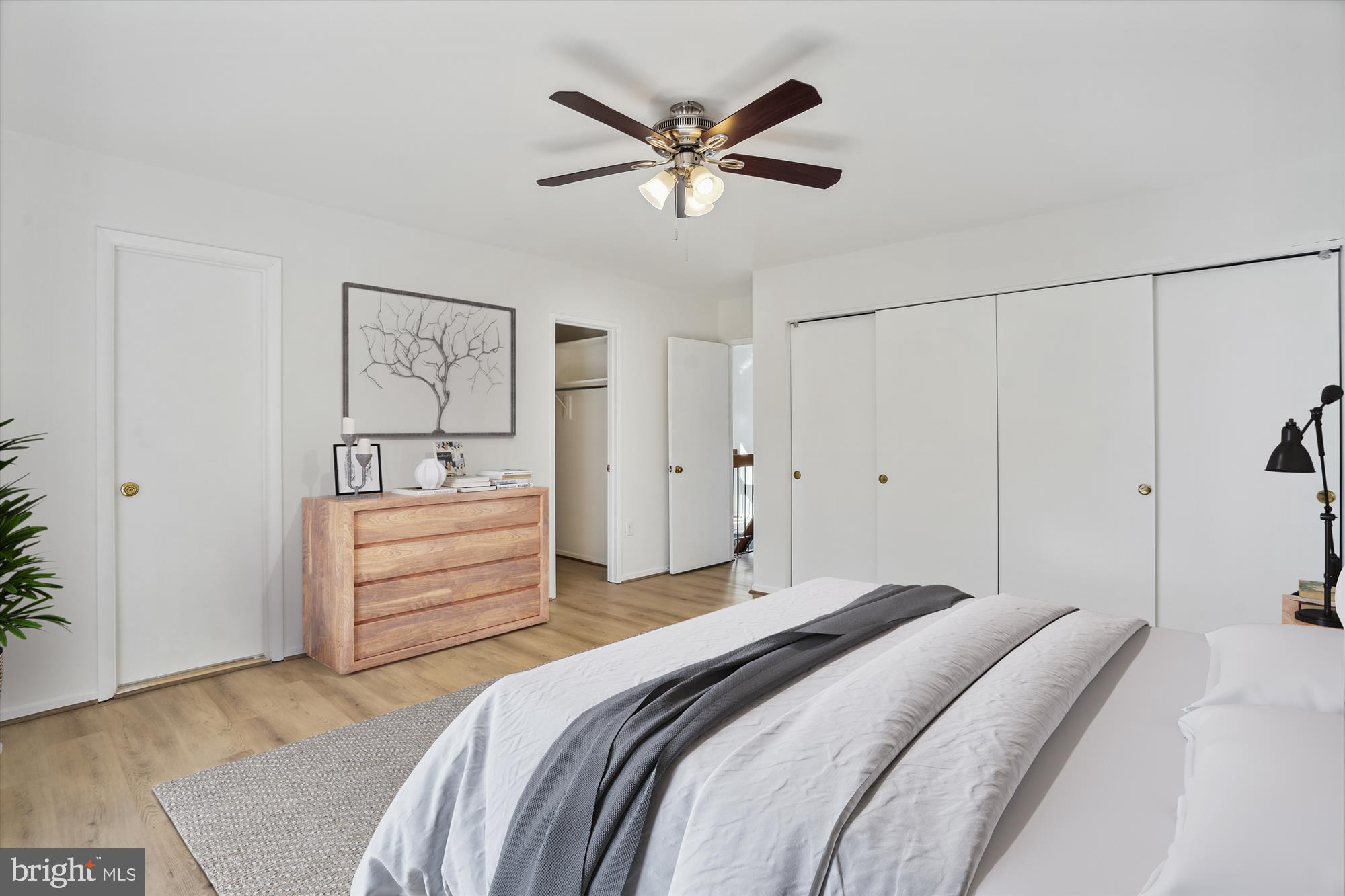 RESTON - Residential Lease