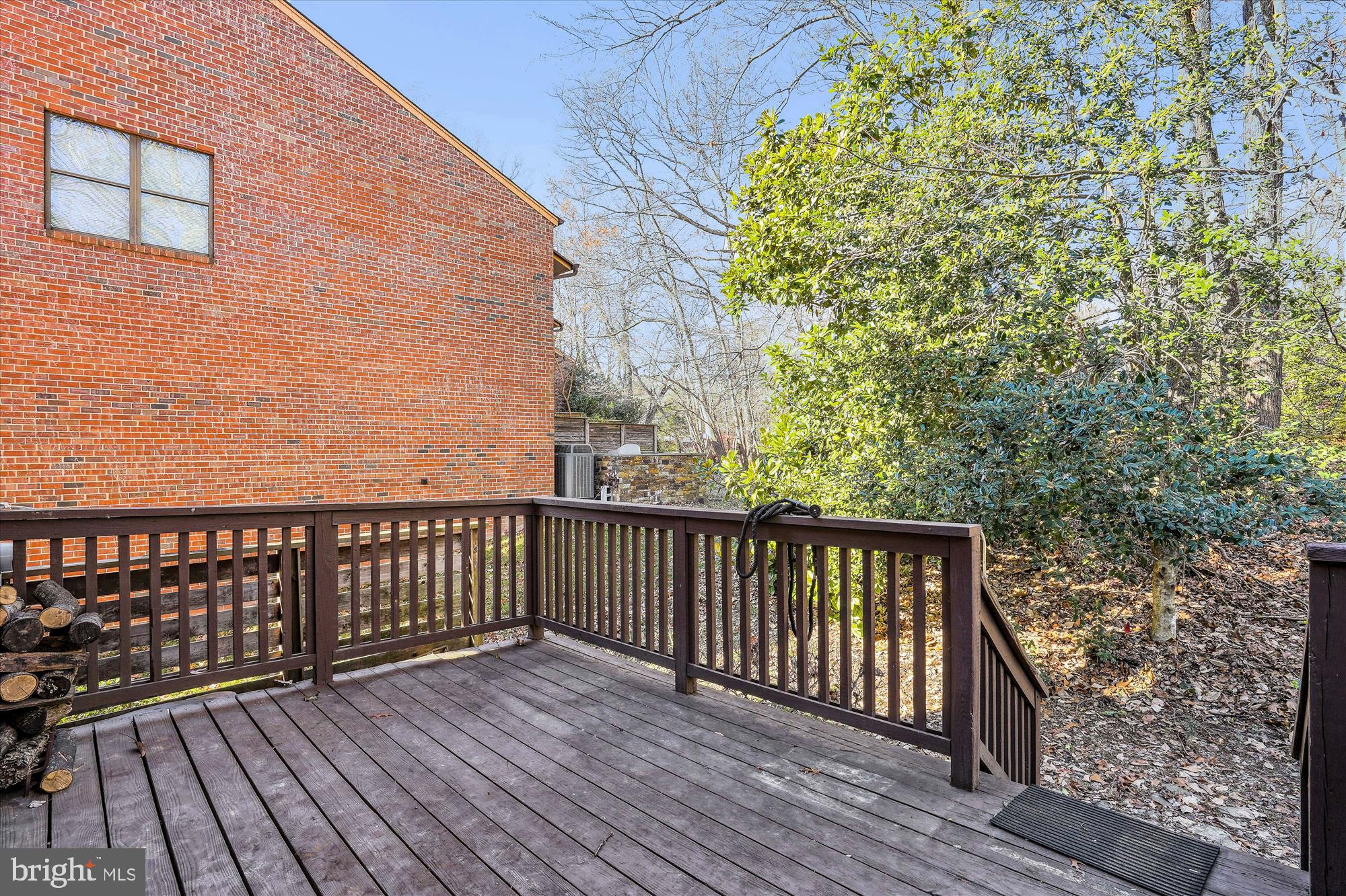 RESTON - Residential Lease