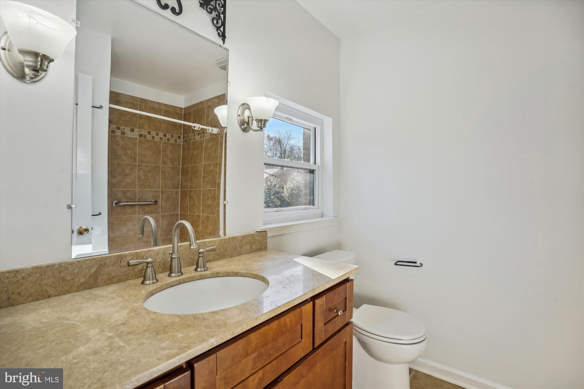 RESTON - Residential Lease