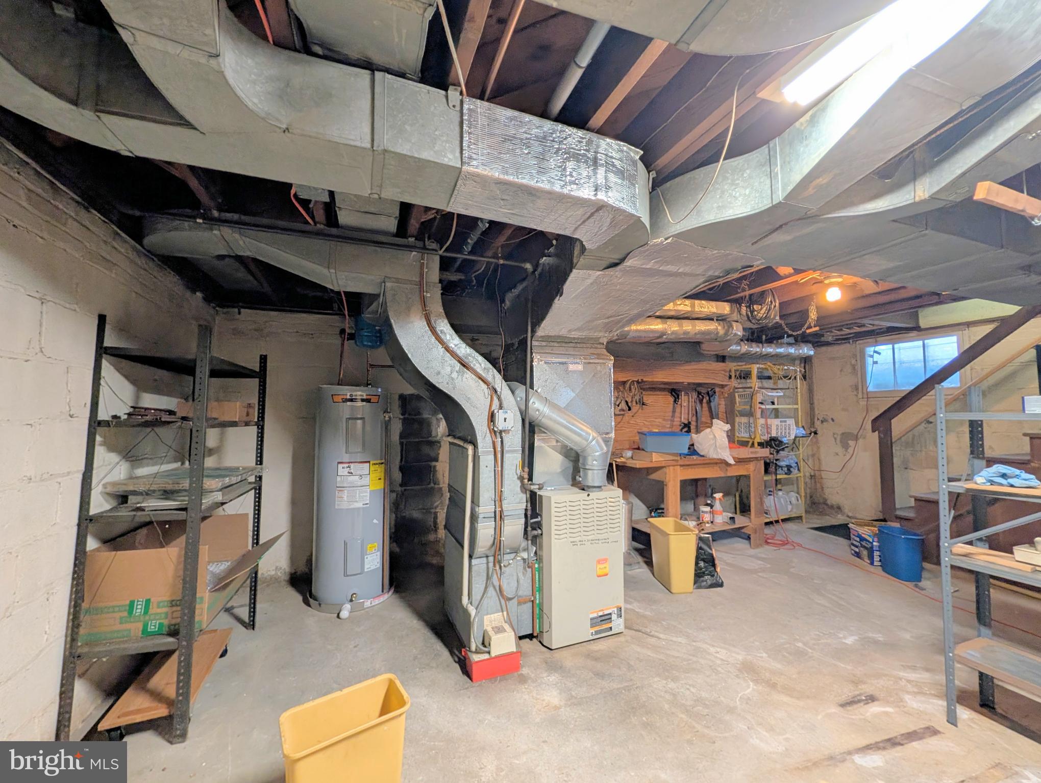 COLLEGE PARK - Residential