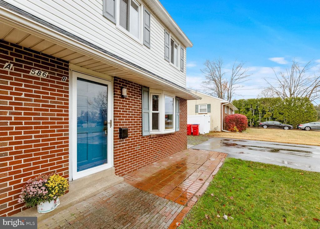 Photo of 586 - A Olive Street #UNIT B, WARMINSTER, PA 18974 (MLS # PABU2109234)