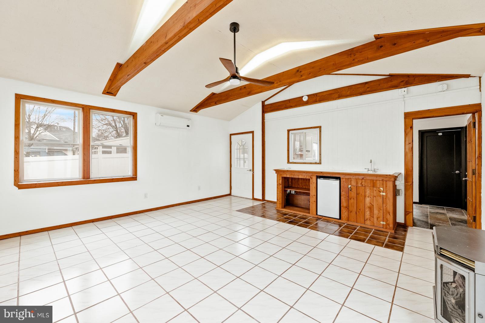 SPEEDWAY - Residential Lease