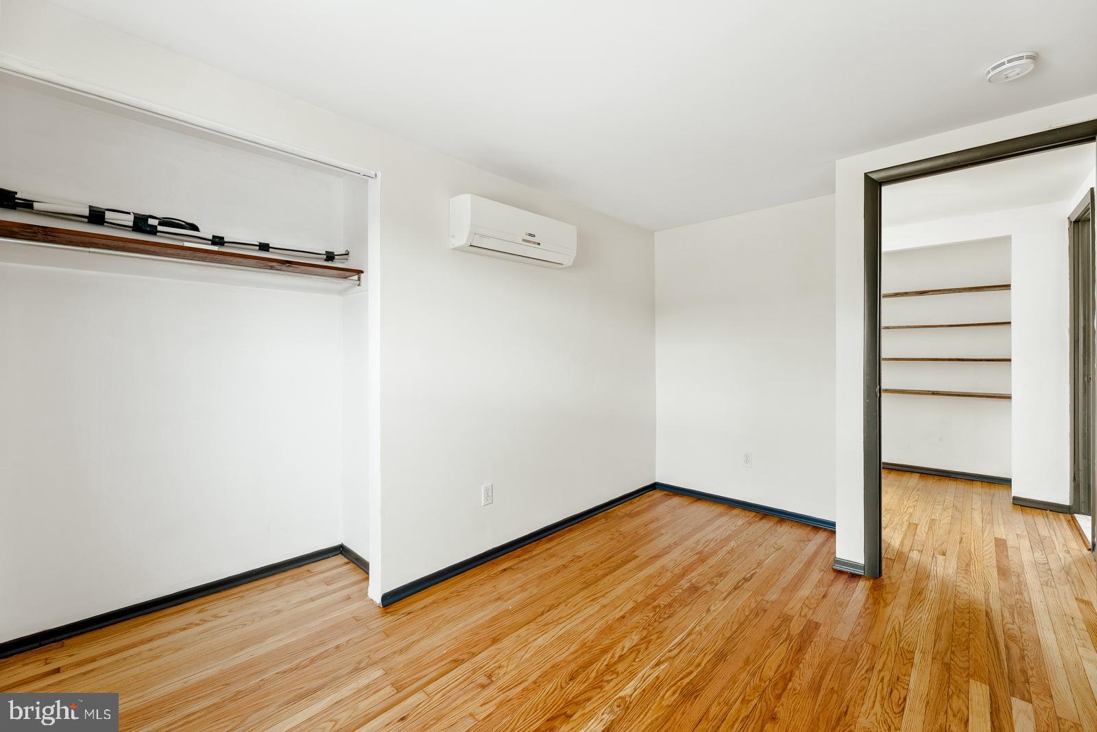 SPEEDWAY - Residential Lease