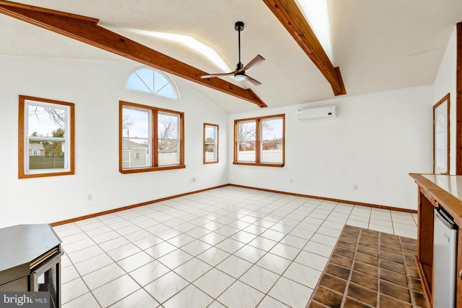 SPEEDWAY - Residential Lease