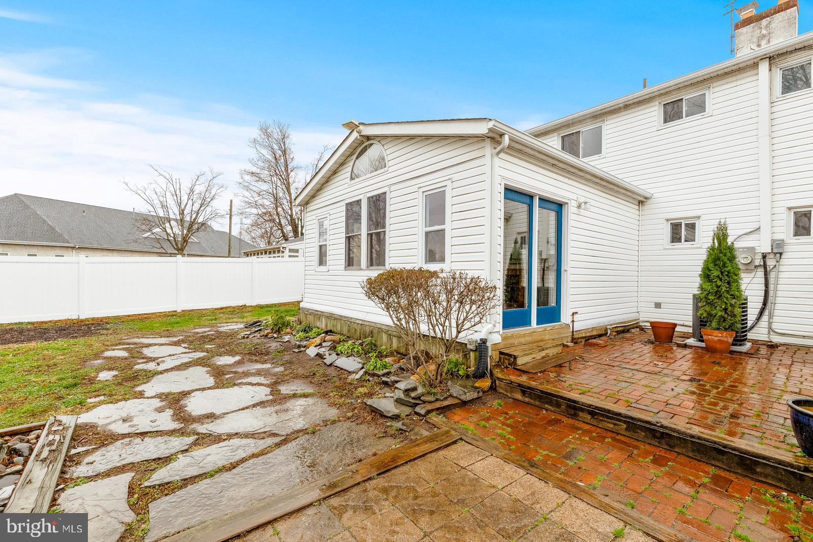 SPEEDWAY - Residential Lease