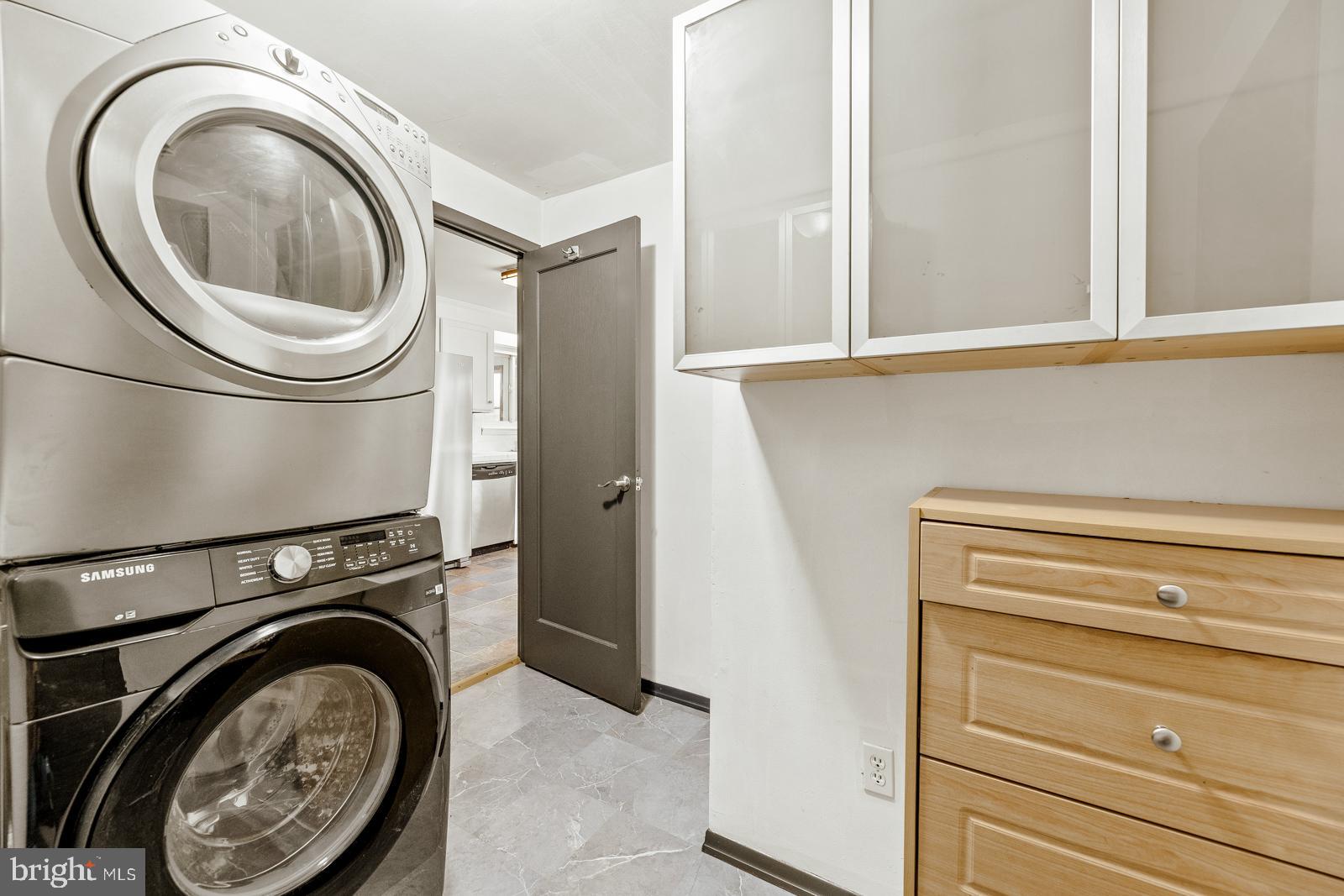 SPEEDWAY - Residential Lease