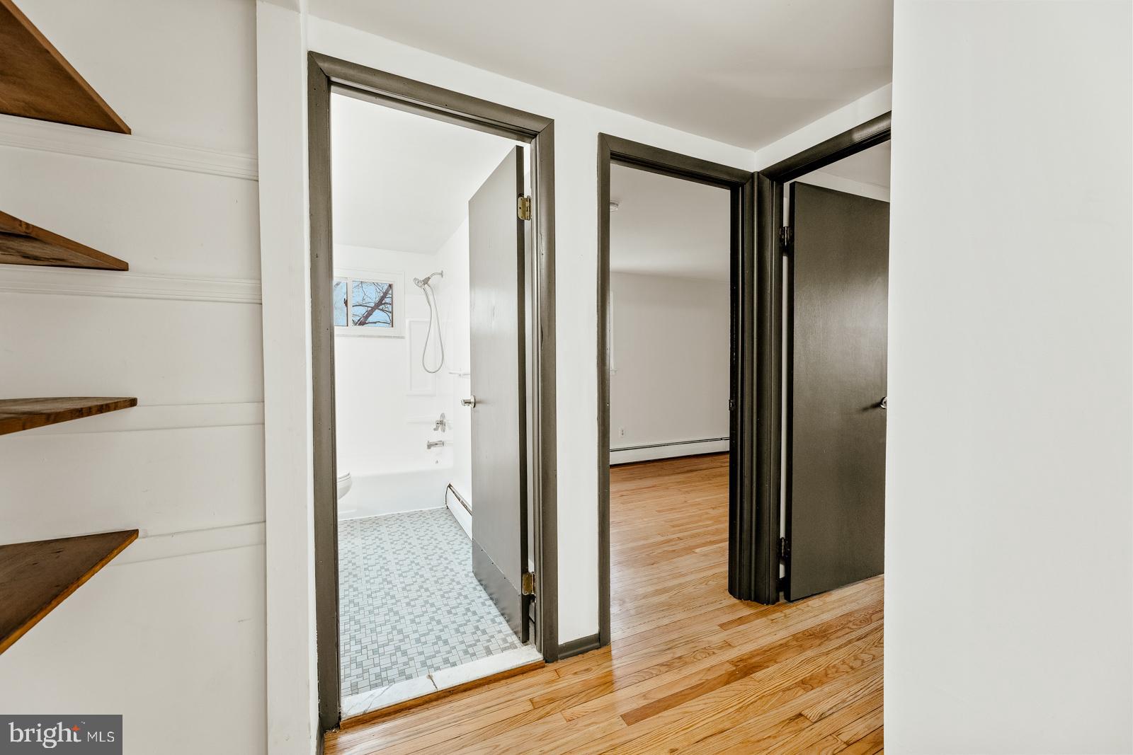 SPEEDWAY - Residential Lease