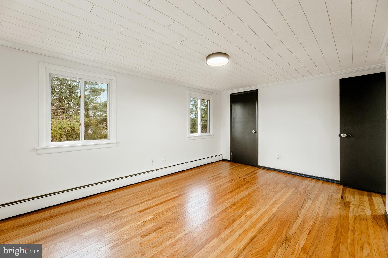 SPEEDWAY - Residential Lease