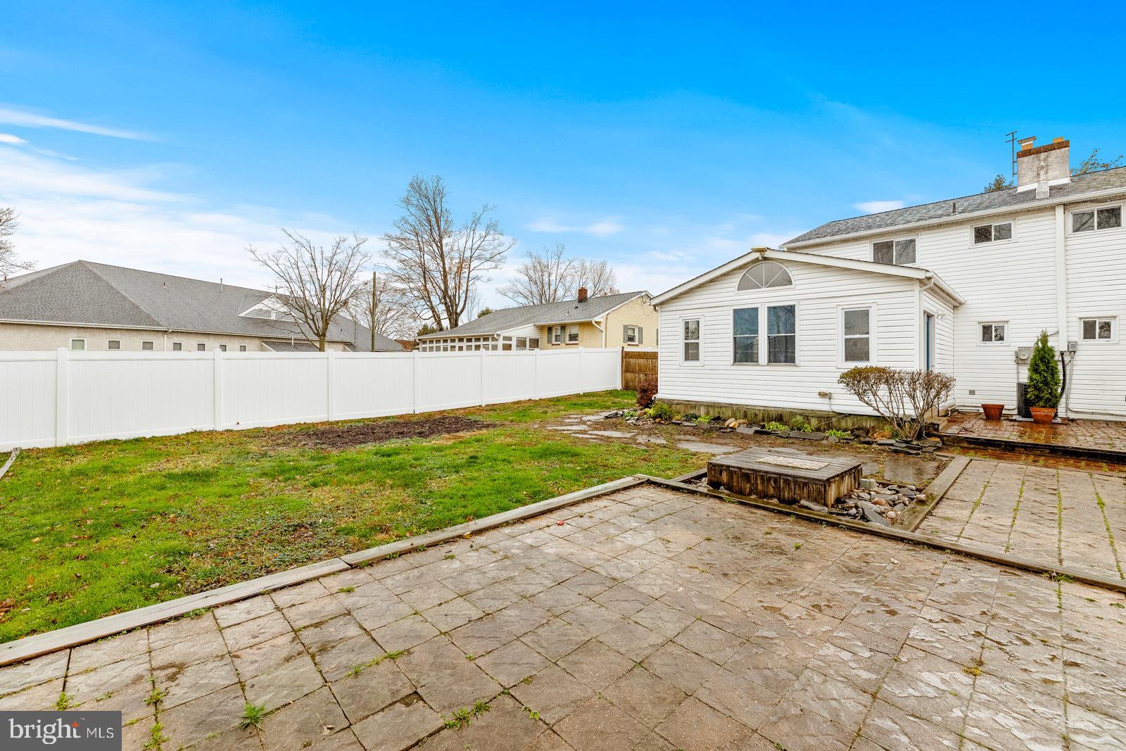 SPEEDWAY - Residential Lease