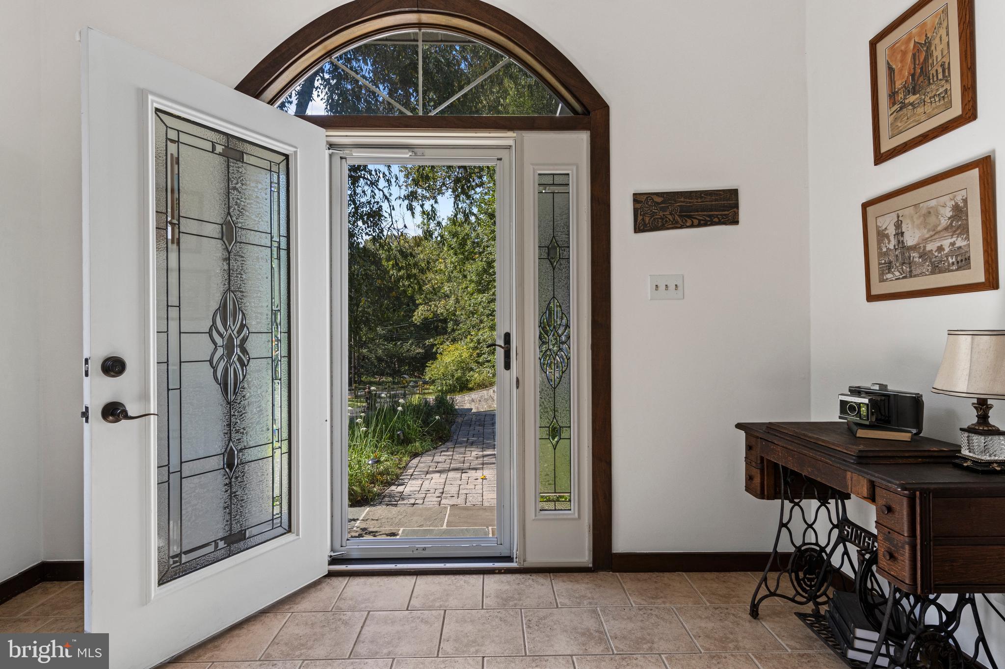 FOX VALLEY - Residential