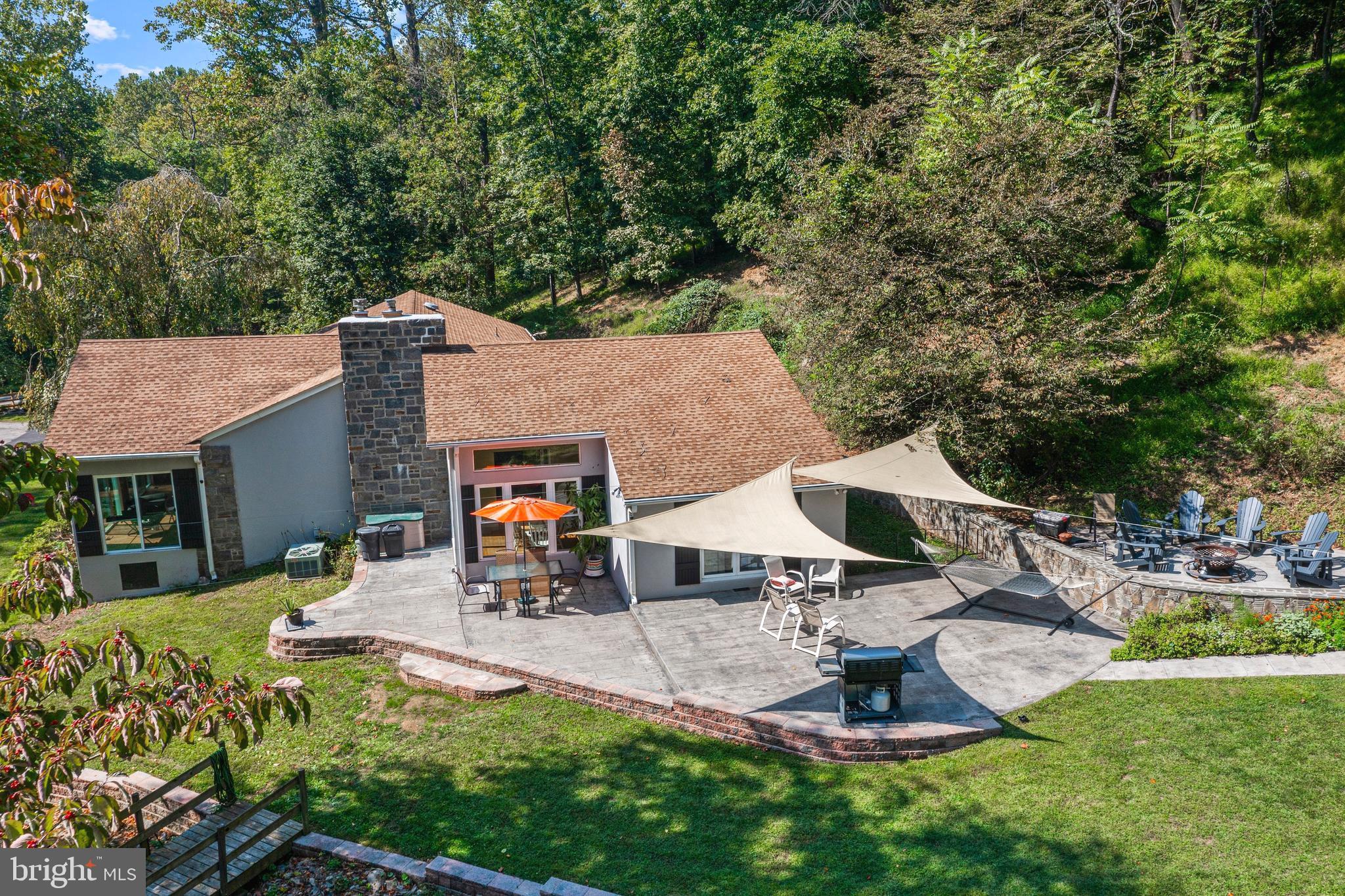 FOX VALLEY - Residential