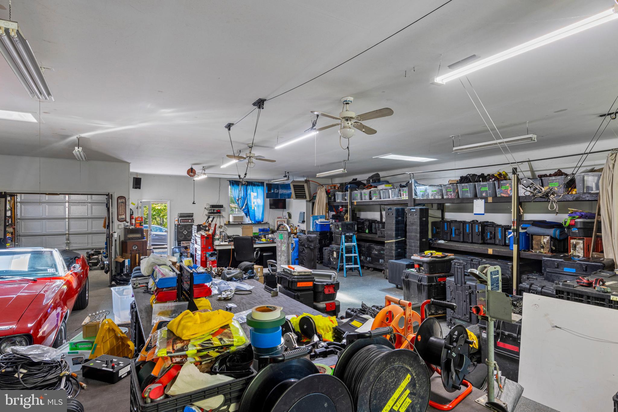 FOX VALLEY - Residential