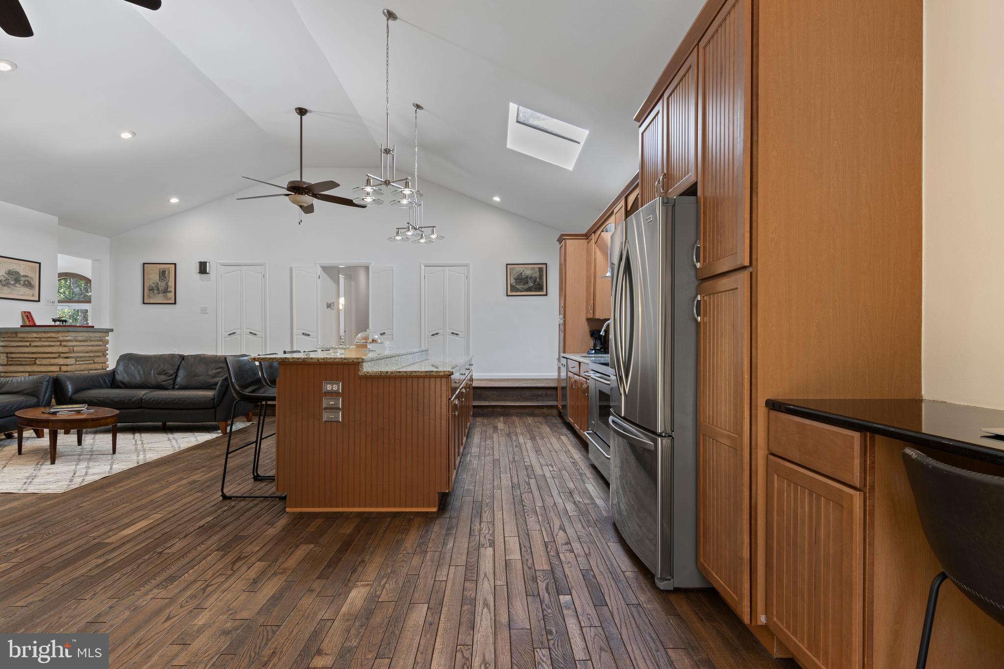 FOX VALLEY - Residential