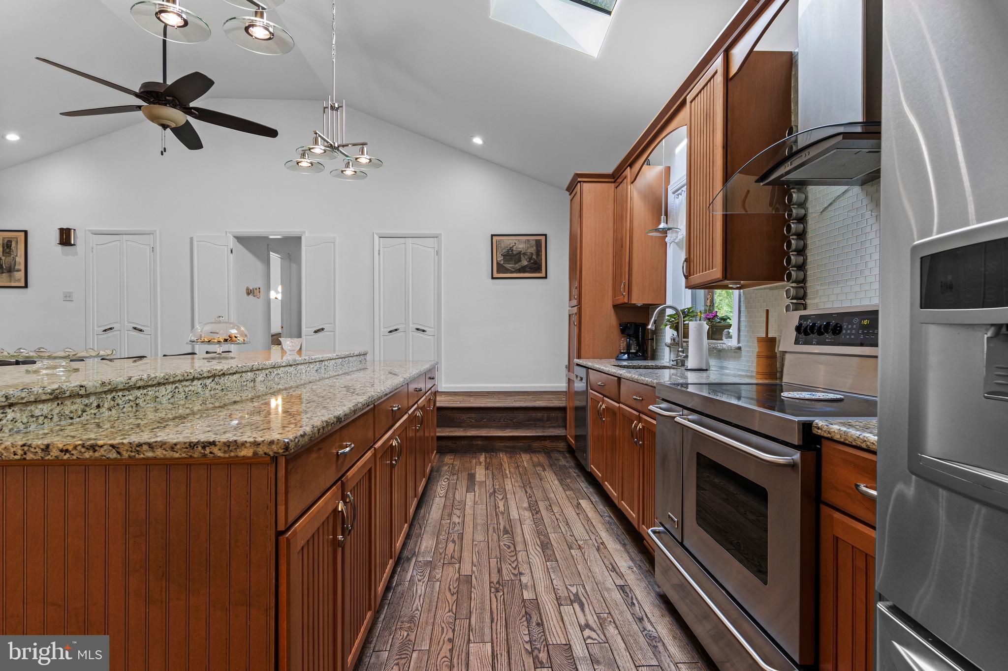 FOX VALLEY - Residential