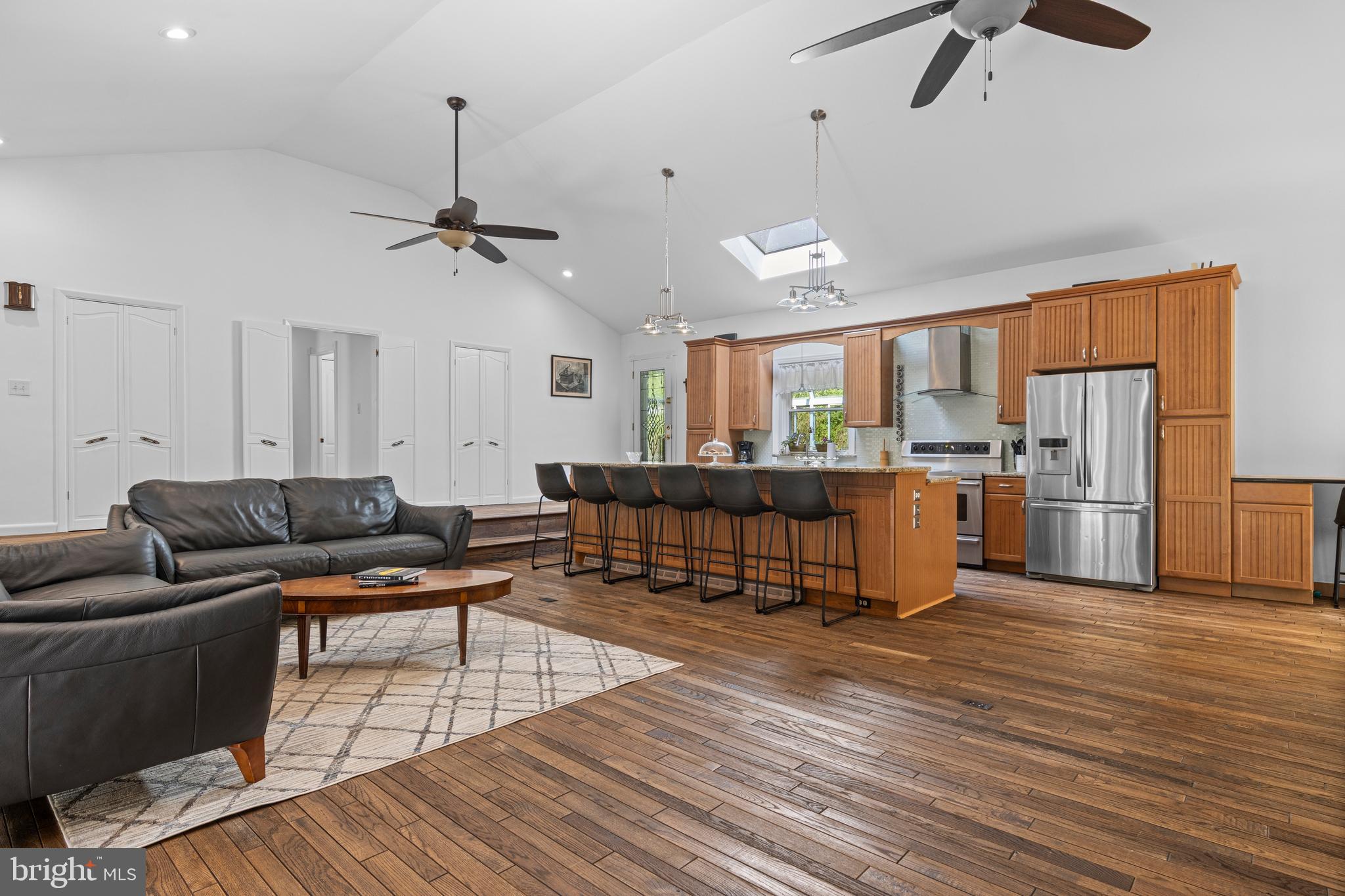 FOX VALLEY - Residential