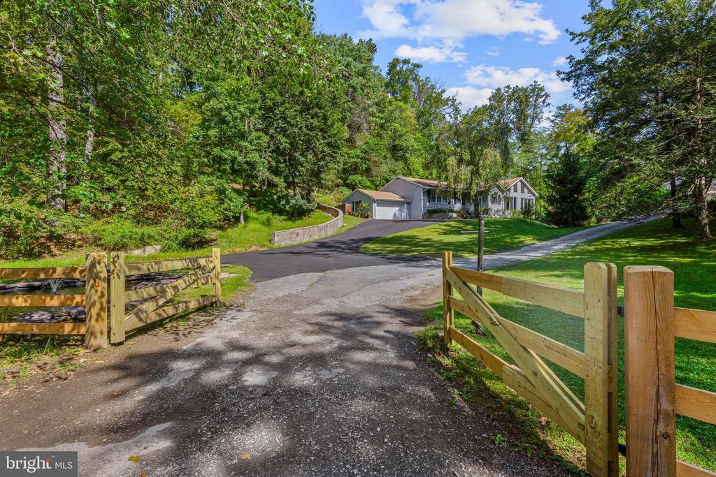 Photo of 65 Pole Cat Road, GLEN MILLS, PA 19342 (MLS # PADE2100704)