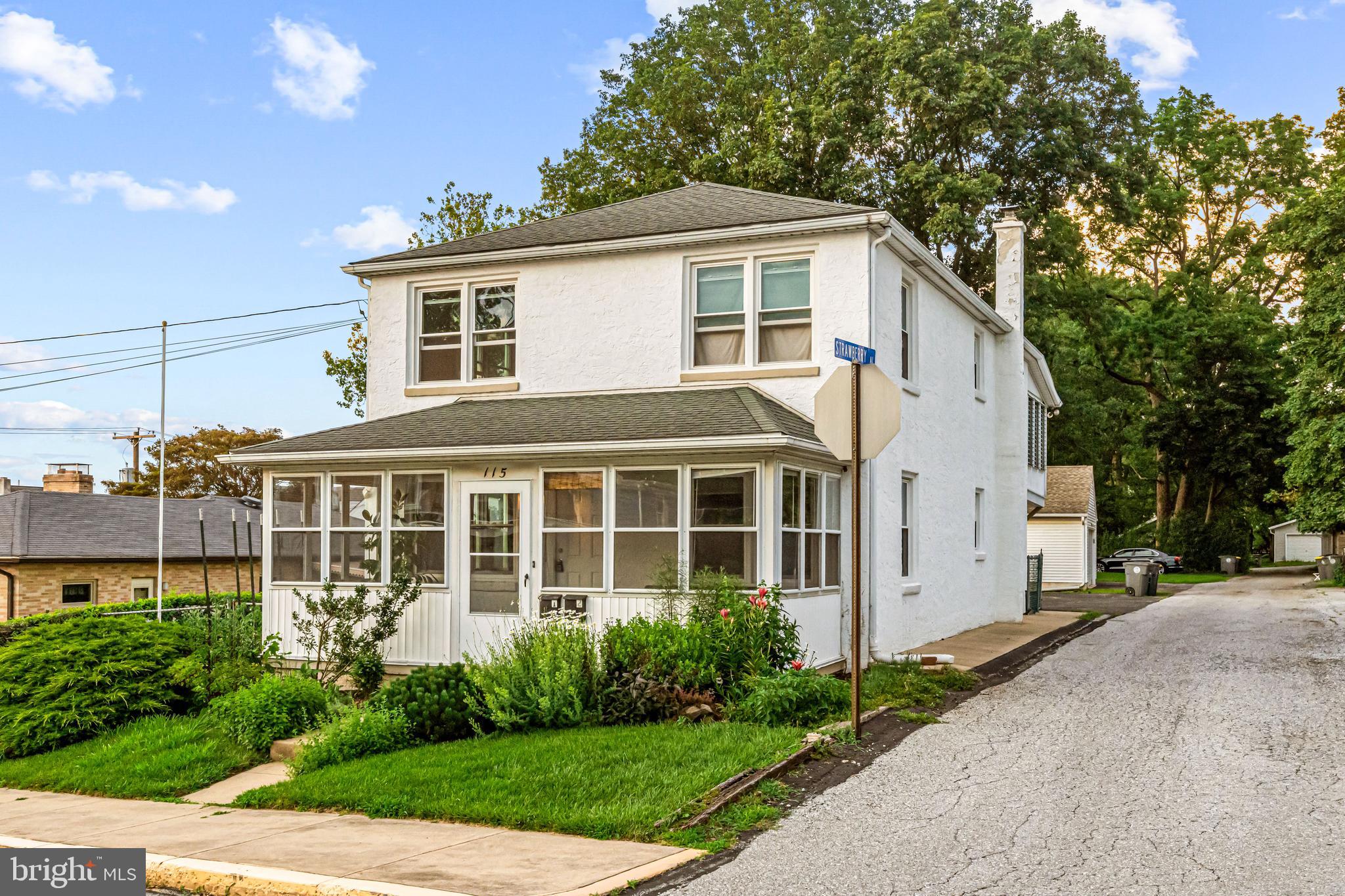 Stellar walkable location for this second floor unit in Downingtown Boro. Downingtown Viaduct Train Station and Station Tap Room are 2 blocks away. Off street parking, yard, deck, and shared storage space in the basement. Washer/Dryer for exclusively this unit is located in the basement. Pets subject to owner approval and additional fee.
Enter the sunny enclosed porch/sunroom - great for your plant collection. Inside there's a nice sized living room, a bathroom, and 2 bedrooms. The kitchen has plenty of counter and cabinet space and a walk-in pantry.
There is a big shared basement for storage, and a common fenced in yard and deck. No smoking permitted.
