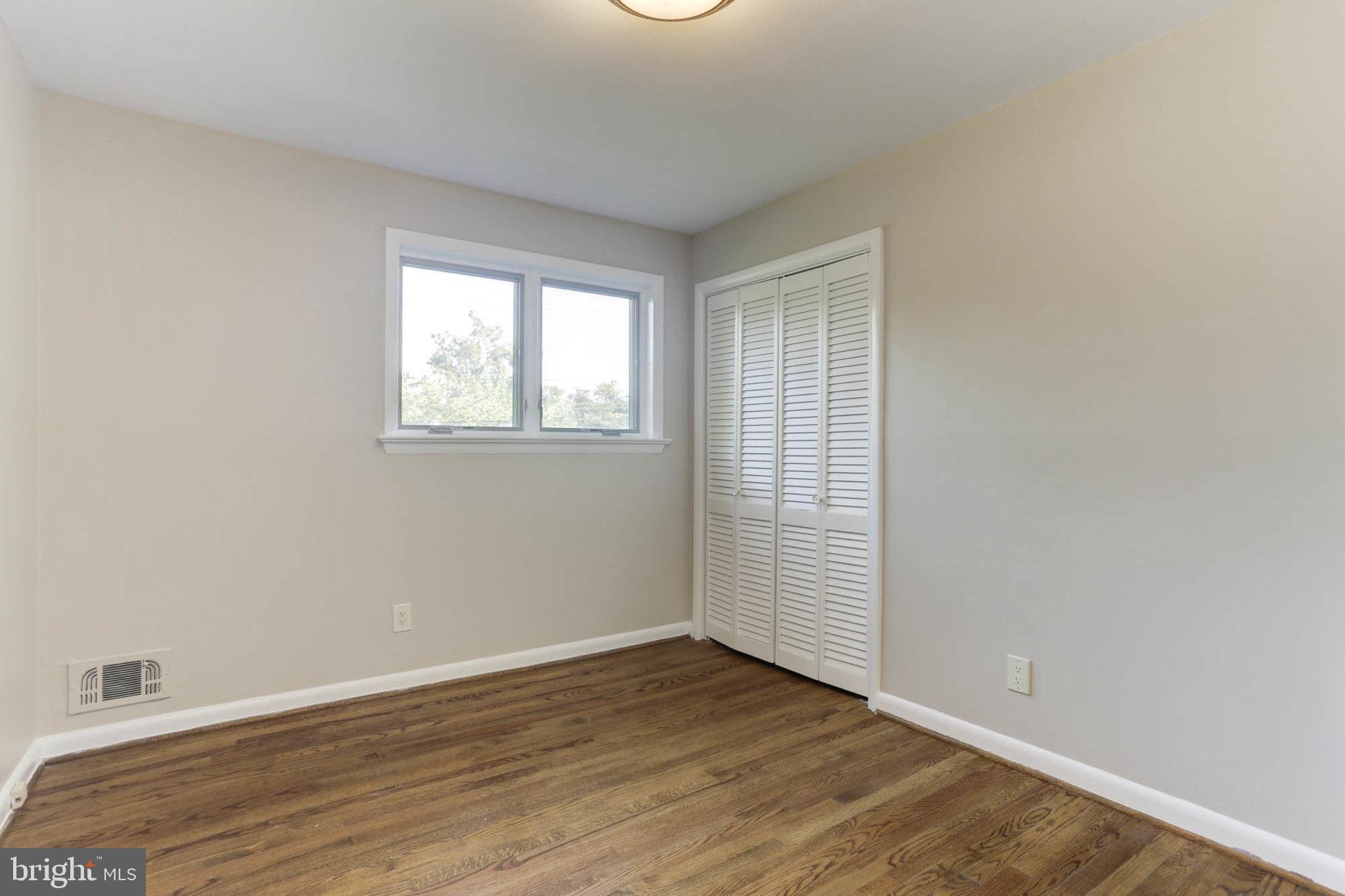 COUNTRY CLUB FOREST - Residential