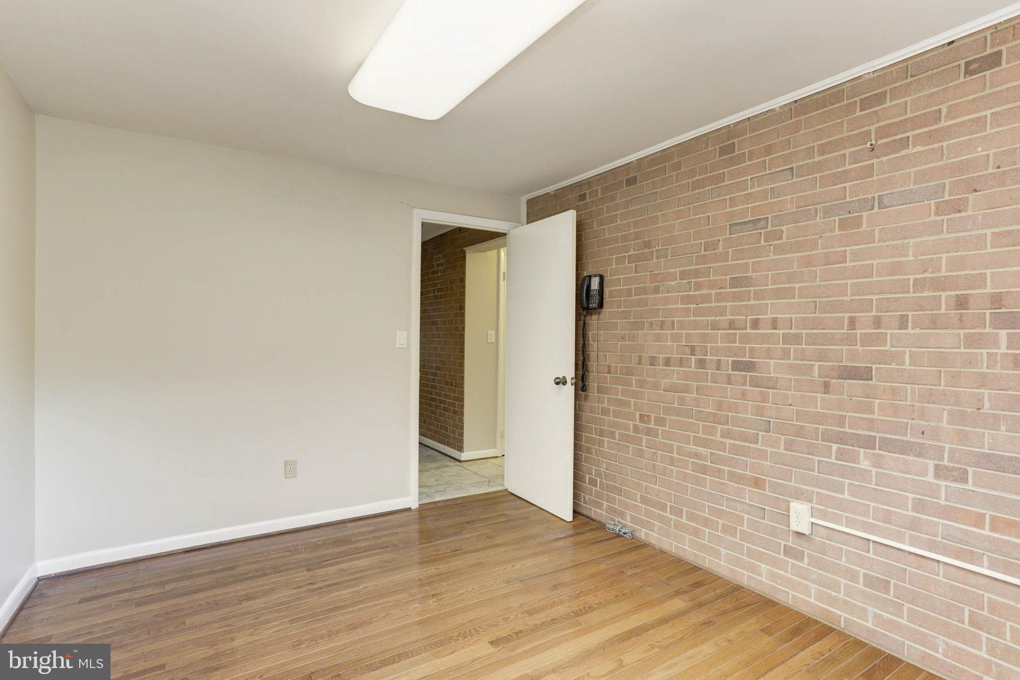 COUNTRY CLUB FOREST - Residential