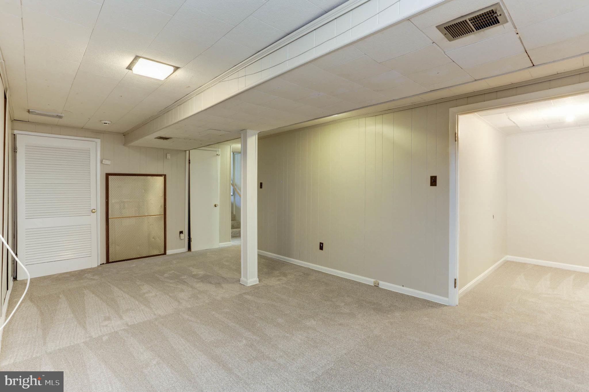 COUNTRY CLUB FOREST - Residential