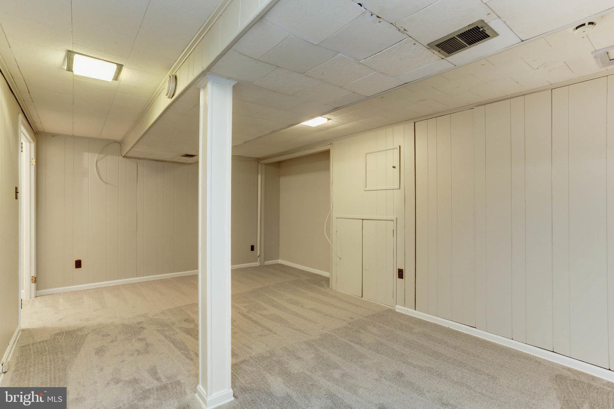 COUNTRY CLUB FOREST - Residential