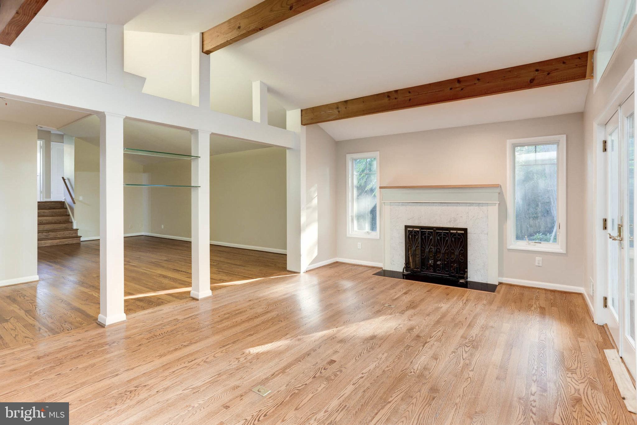 COUNTRY CLUB FOREST - Residential