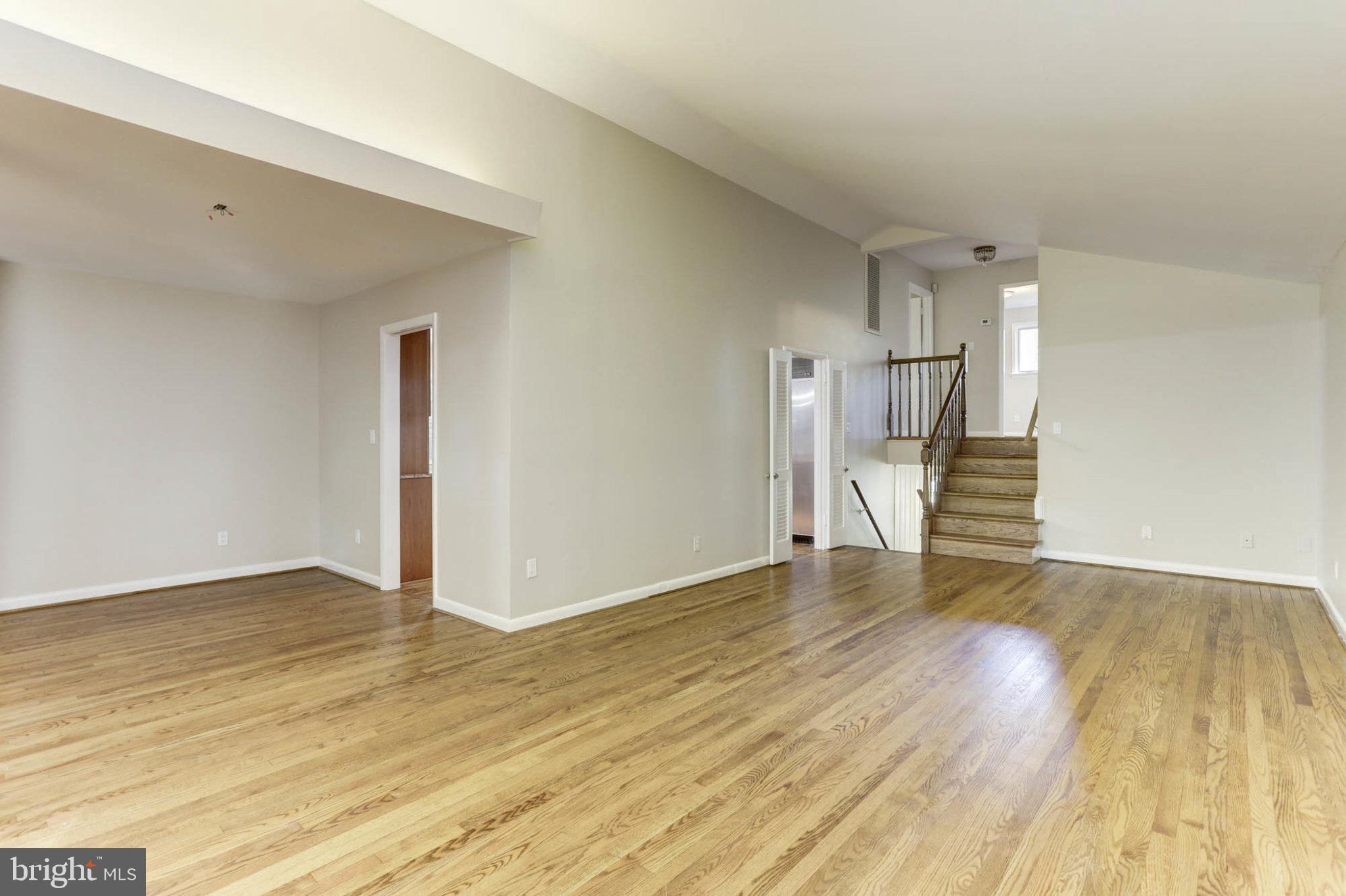 COUNTRY CLUB FOREST - Residential