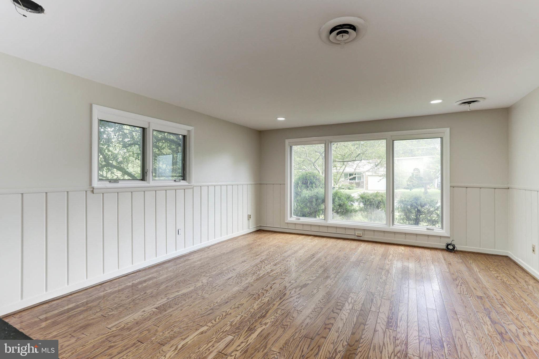 COUNTRY CLUB FOREST - Residential