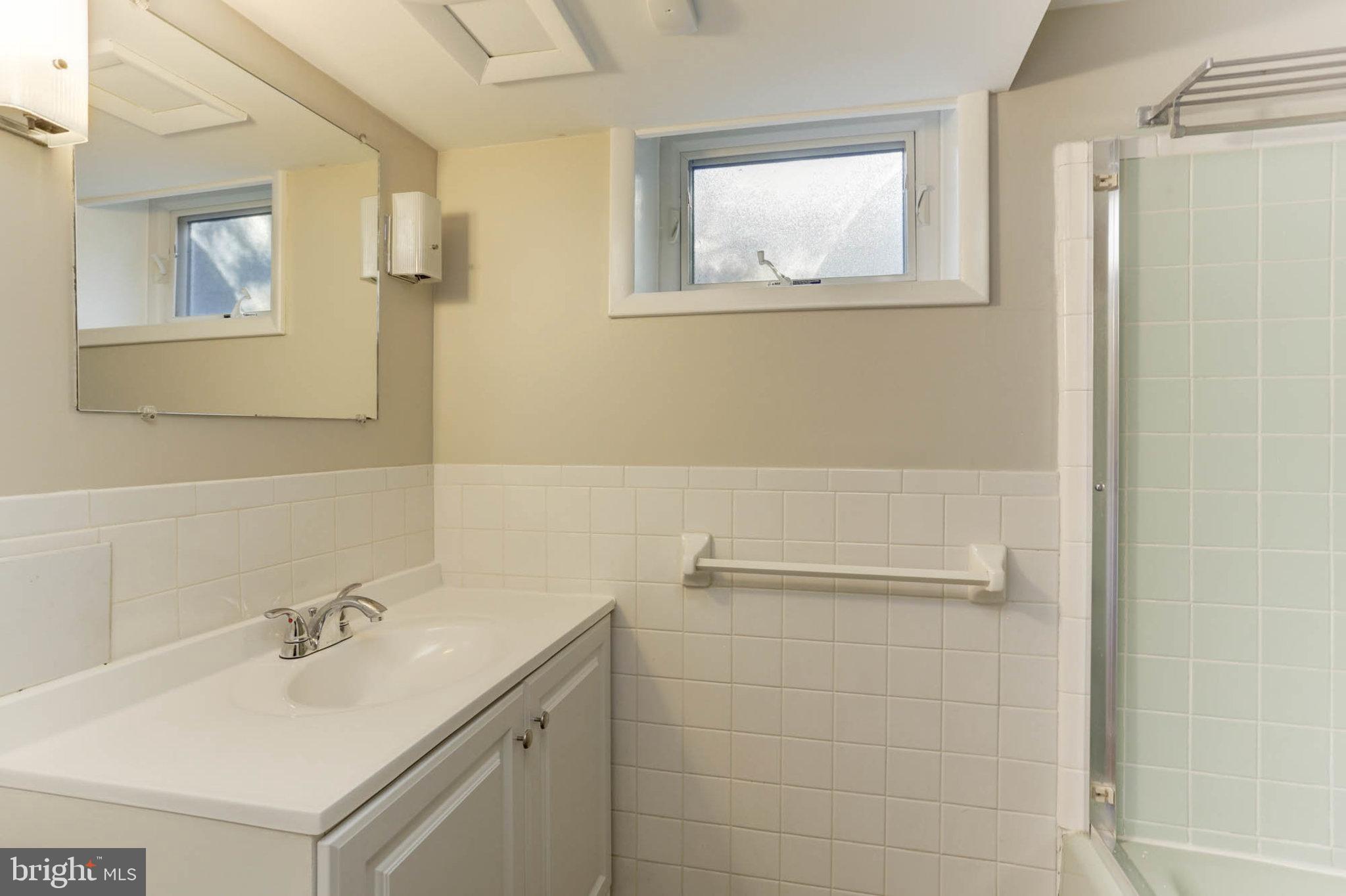 COUNTRY CLUB FOREST - Residential