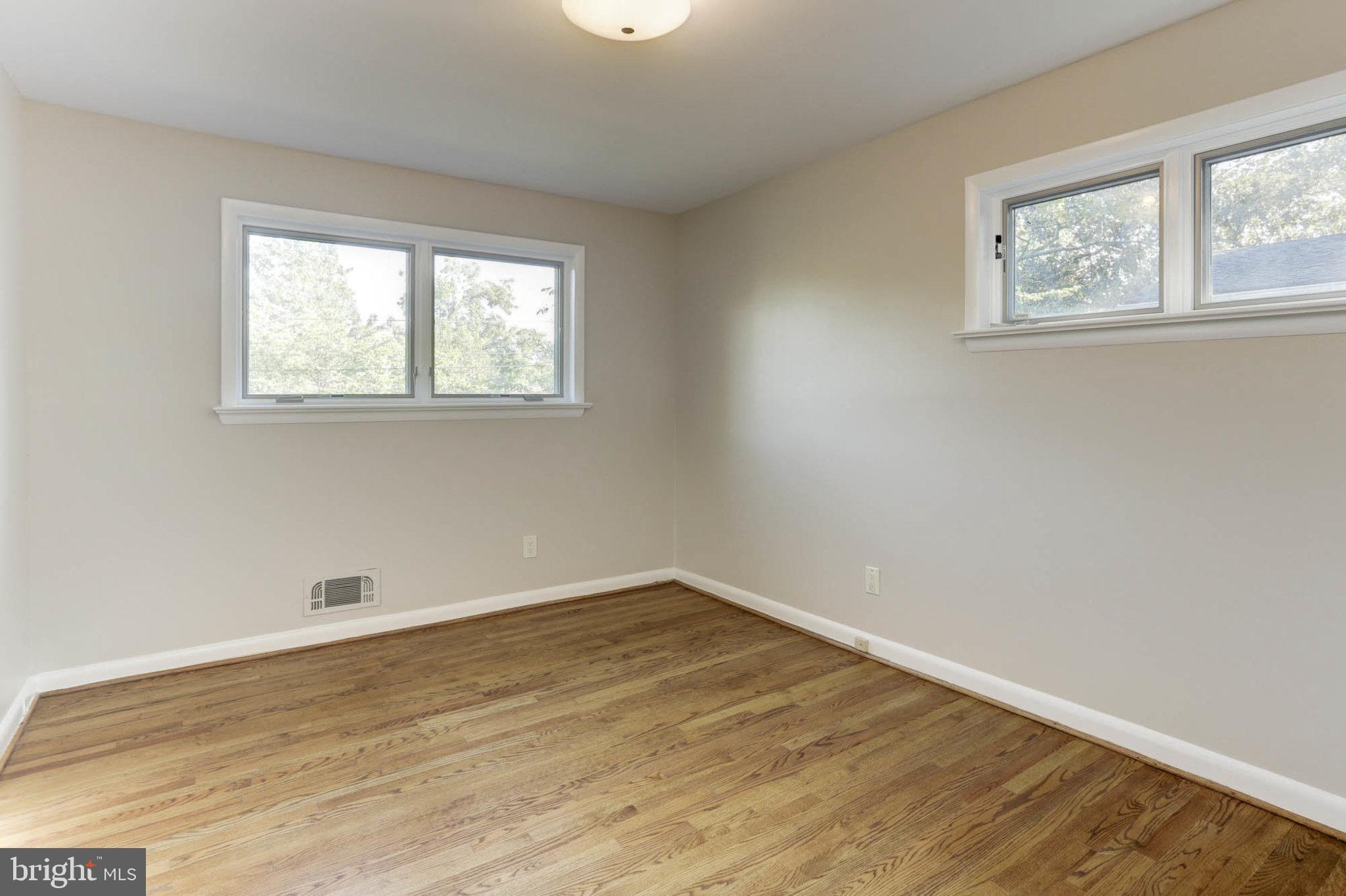 COUNTRY CLUB FOREST - Residential