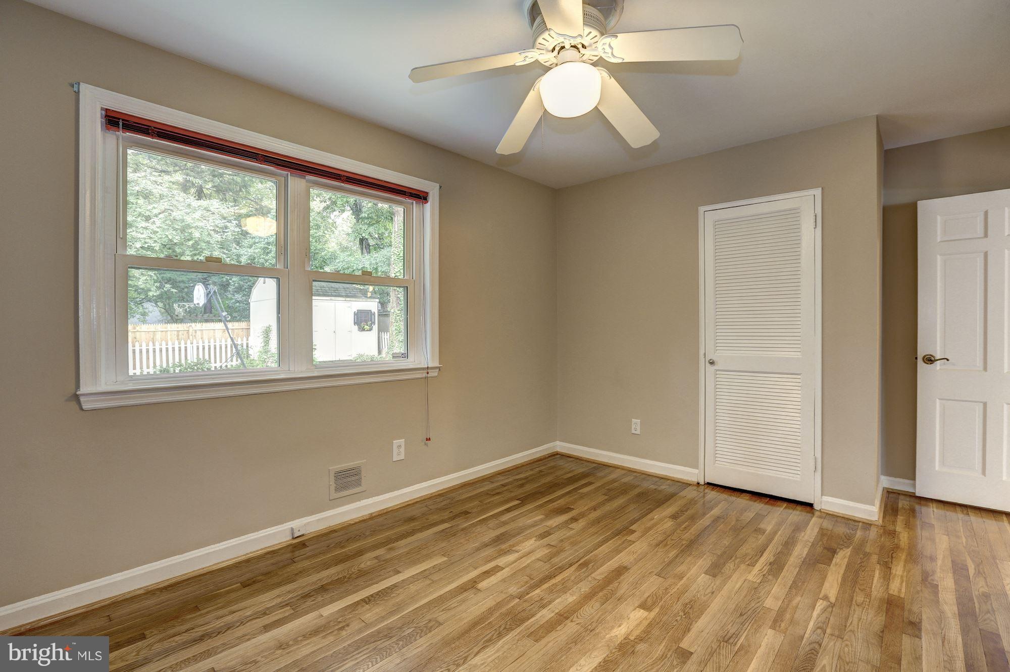 SILVER SPRING - Residential Lease