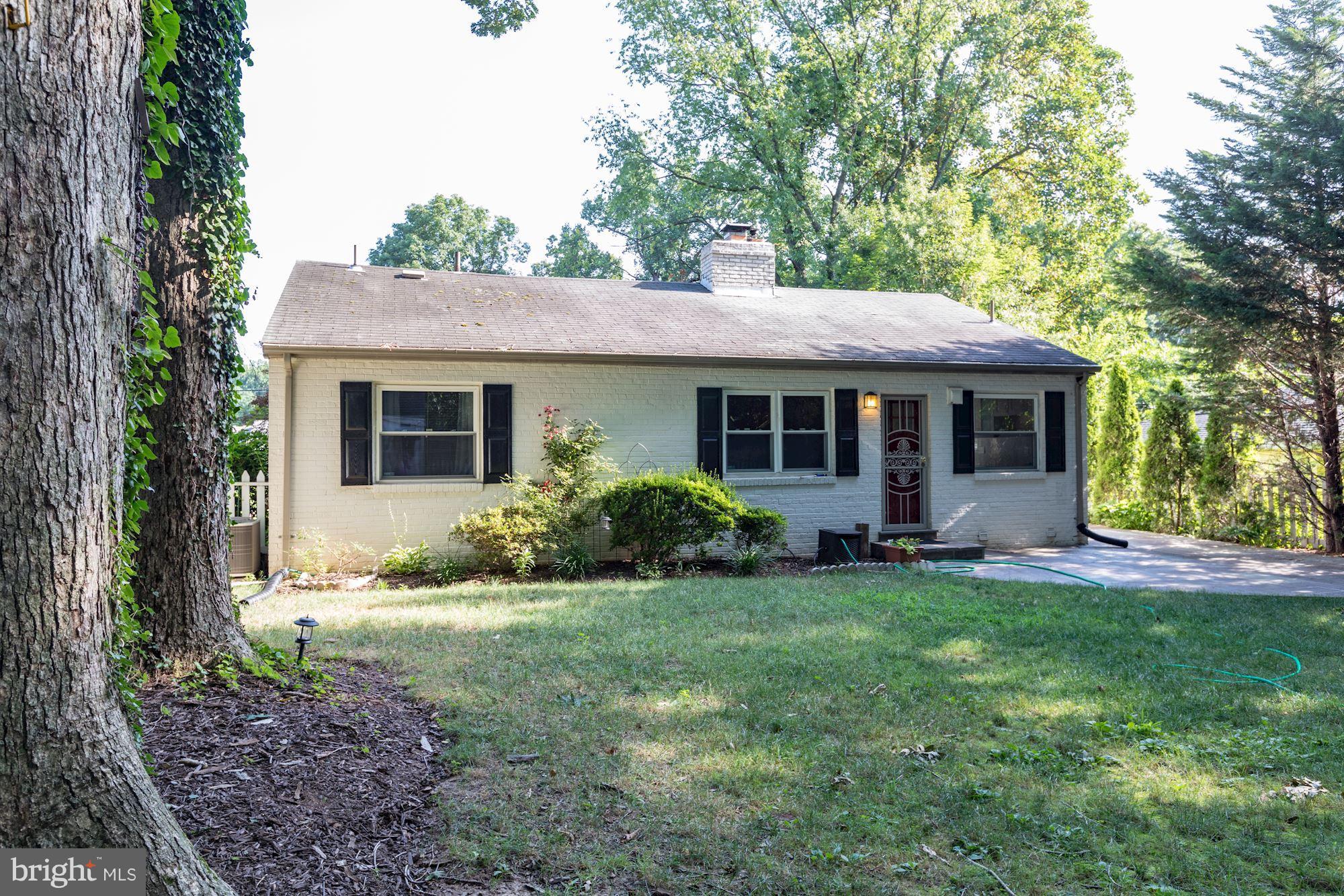 SILVER SPRING - Residential Lease