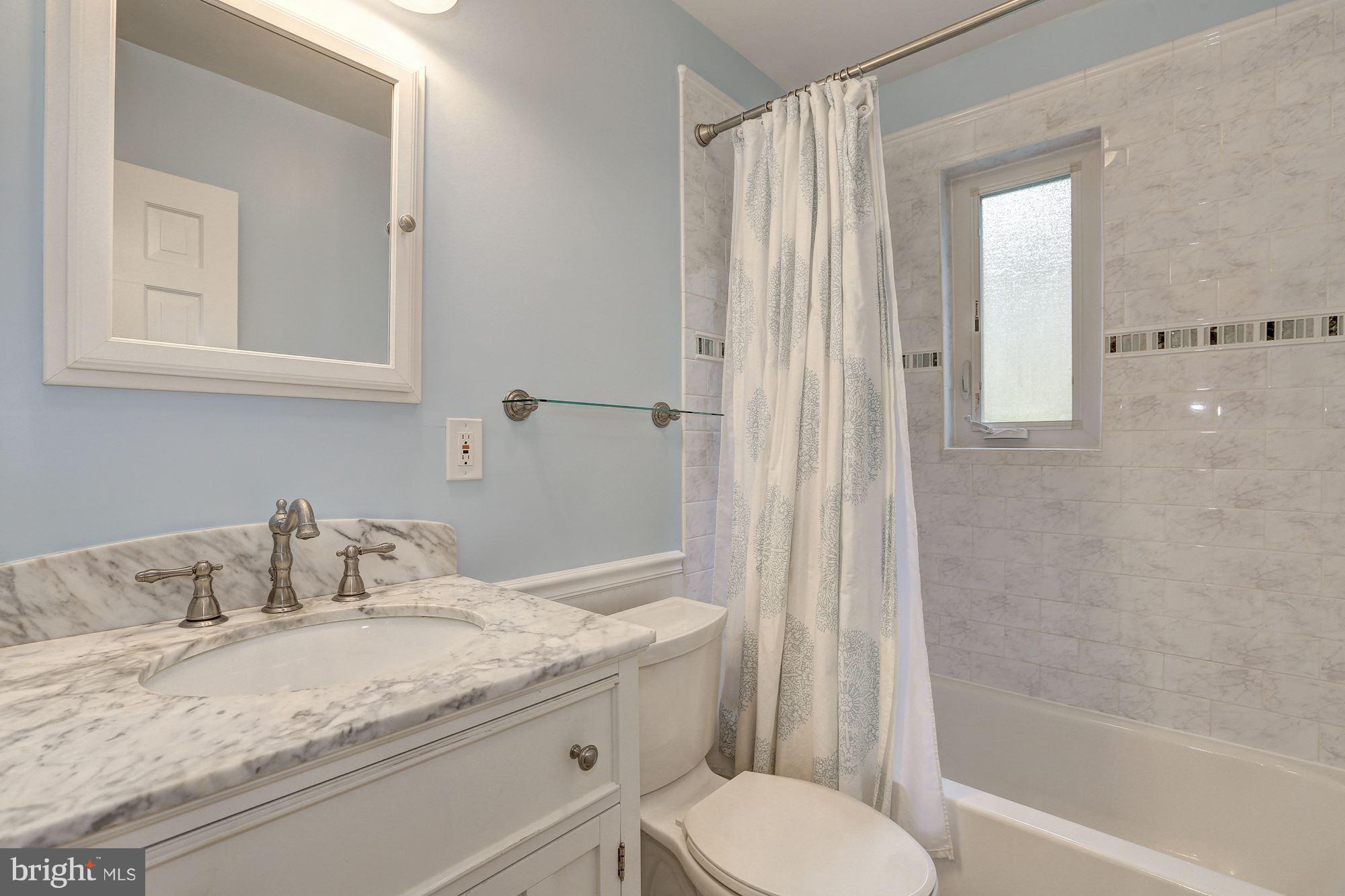 SILVER SPRING - Residential Lease