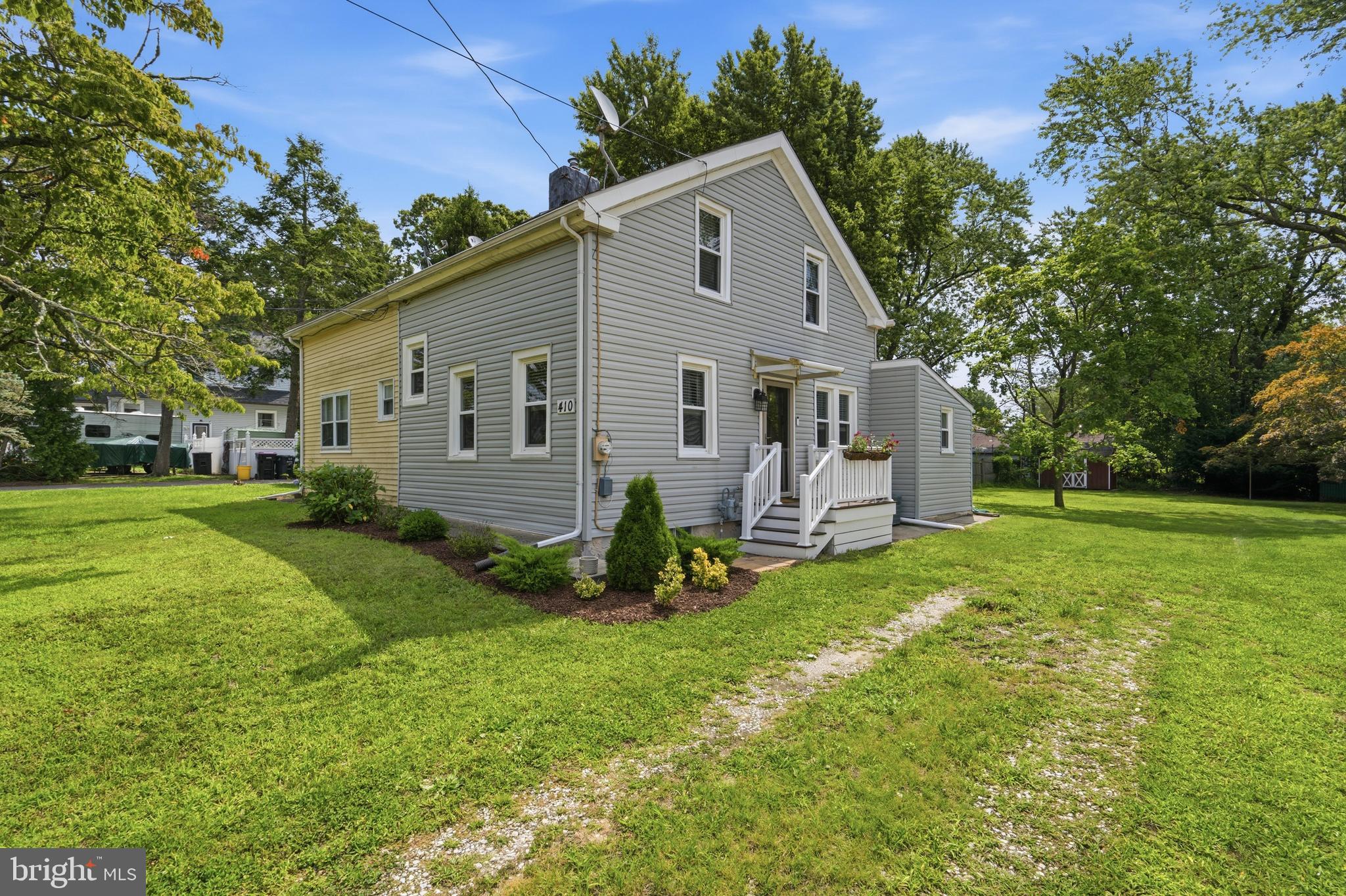 410 MAIN STREET