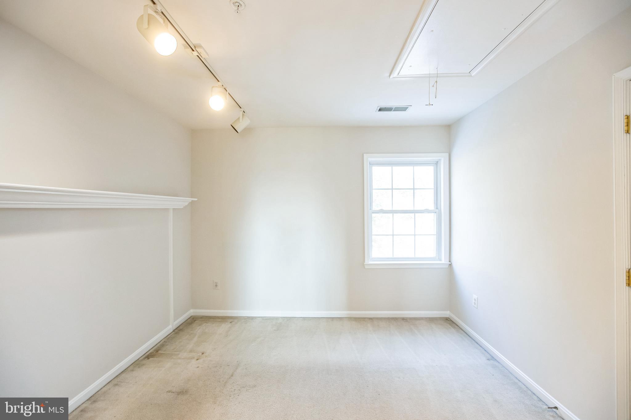 GLENN ESTATES - Residential