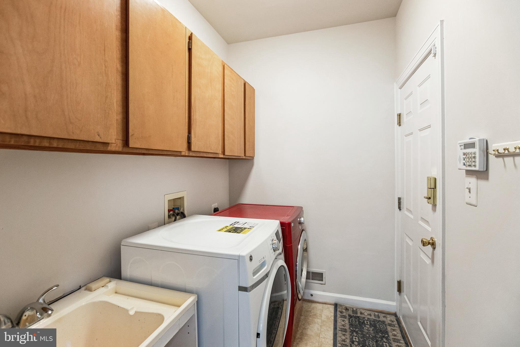 GLENN ESTATES - Residential