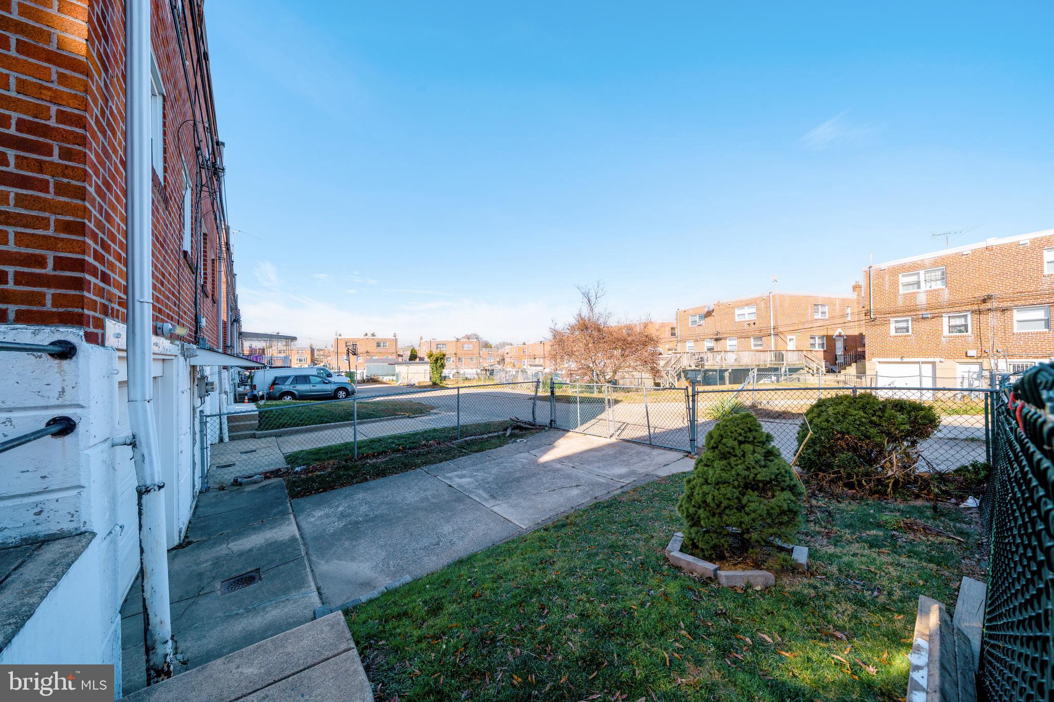 SANDYFORD PARK - Residential