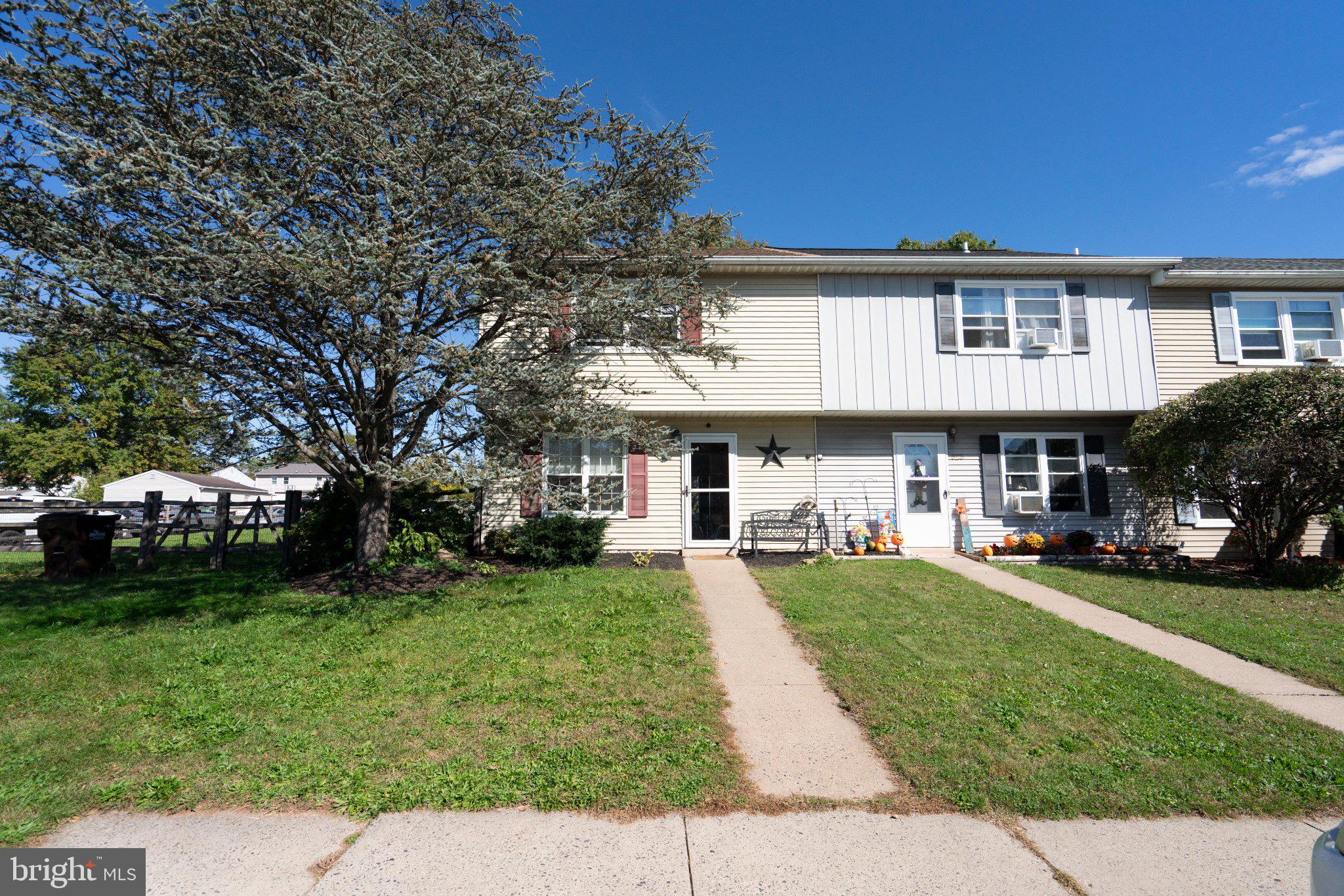 527 BLAKER DRIVE
