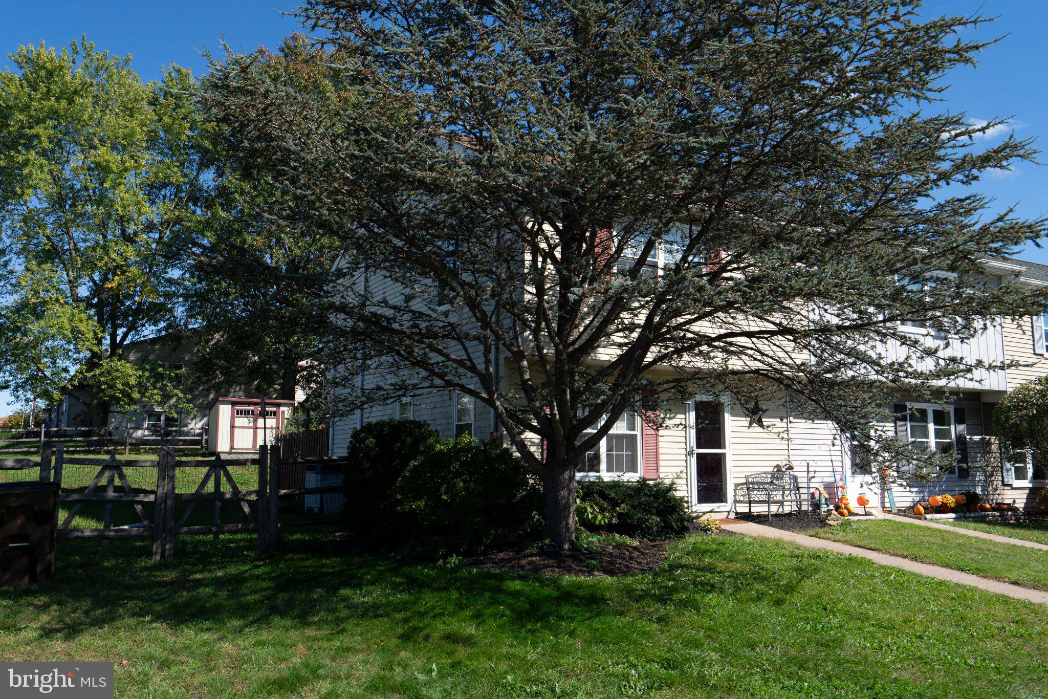 527 BLAKER DRIVE