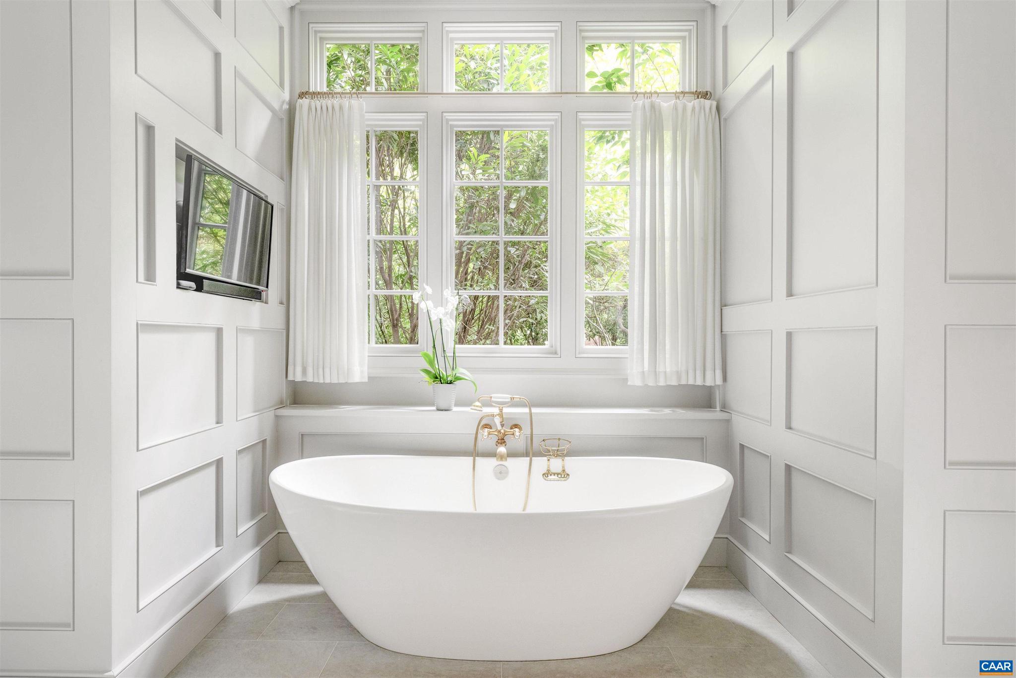 COLTHURST FARM - Residential