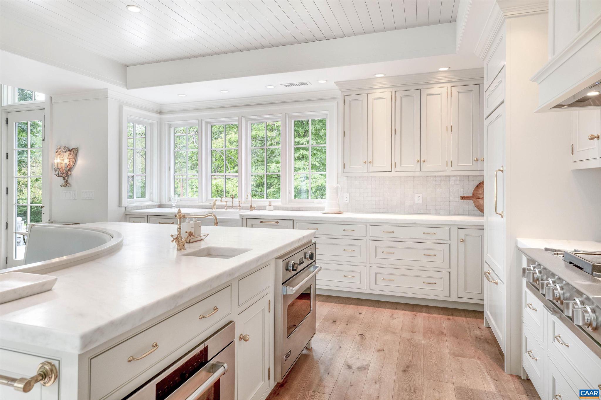 COLTHURST FARM - Residential