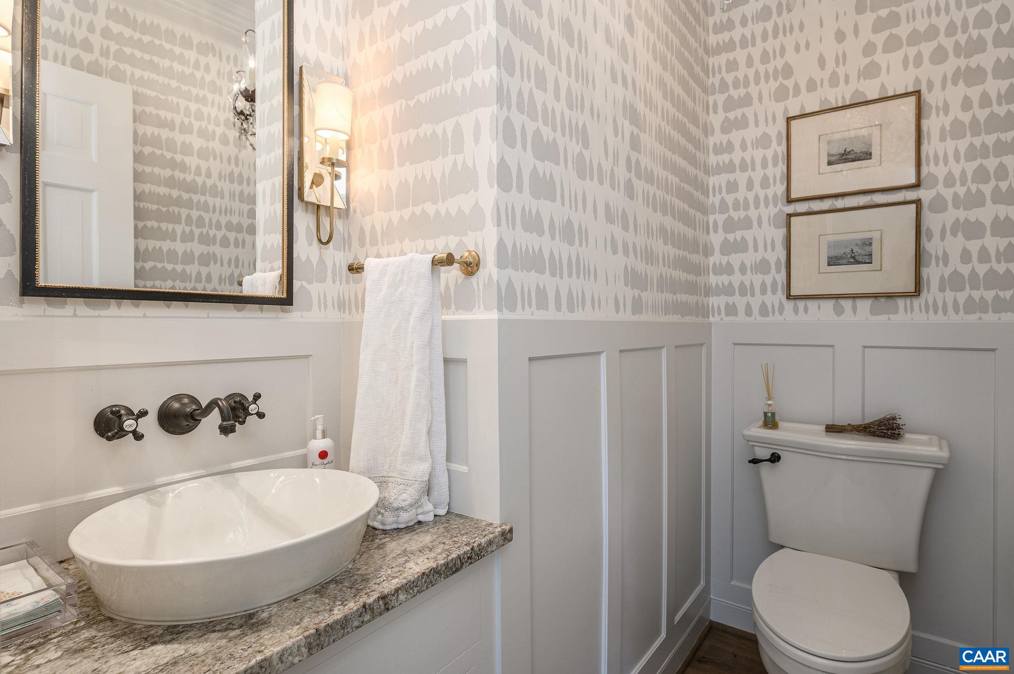 COLTHURST FARM - Residential