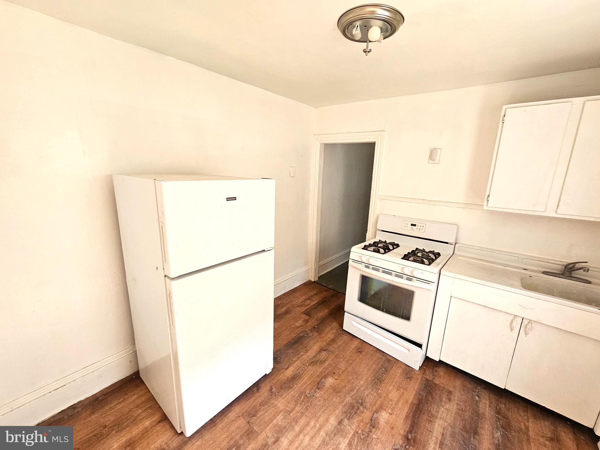 111 CALHOUN STREET 2