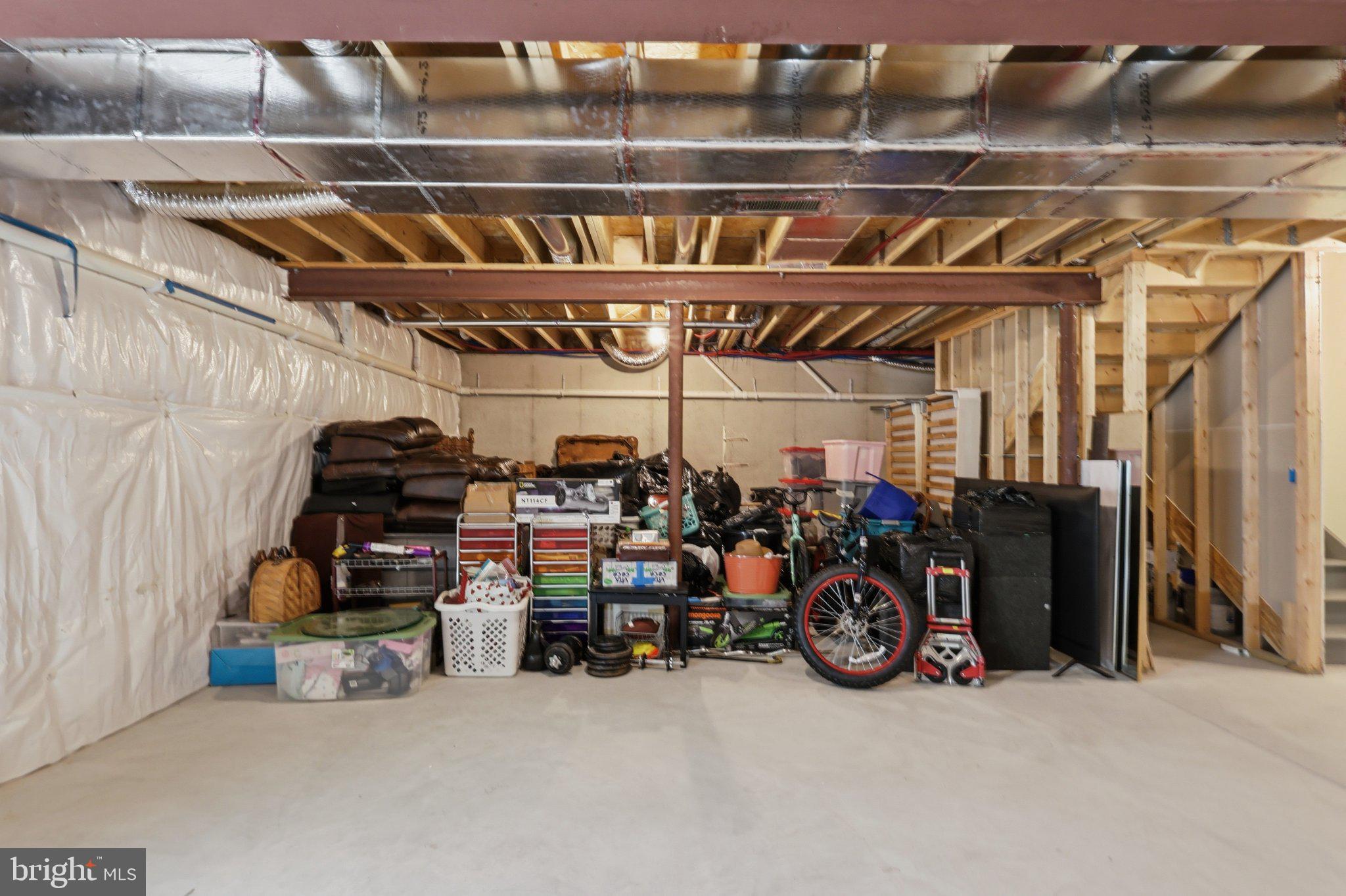 MAINLAND POINTE 1 - Residential